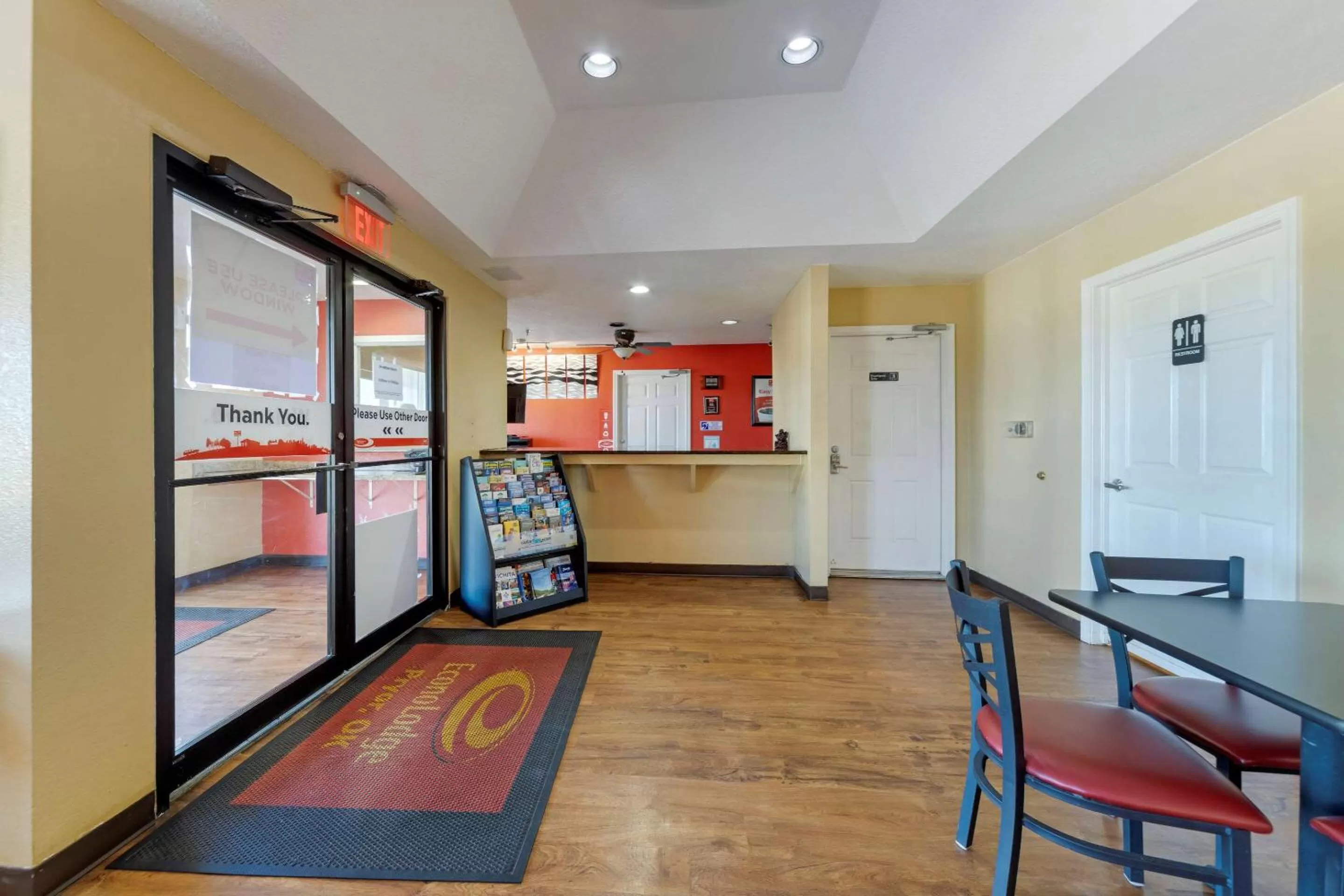 Lobby or reception in Econo Lodge