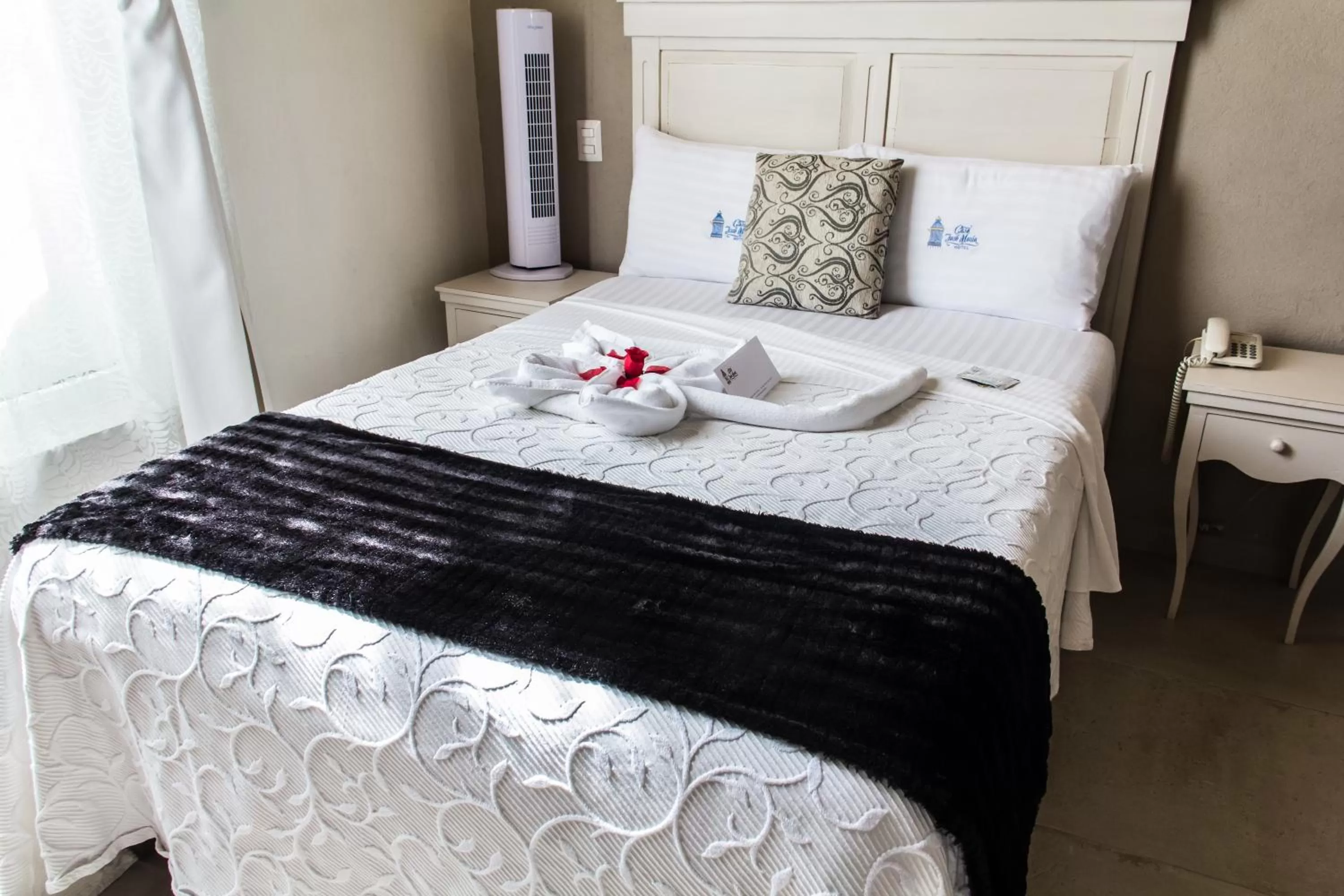 Photo of the whole room, Bed in Casa Jose Maria