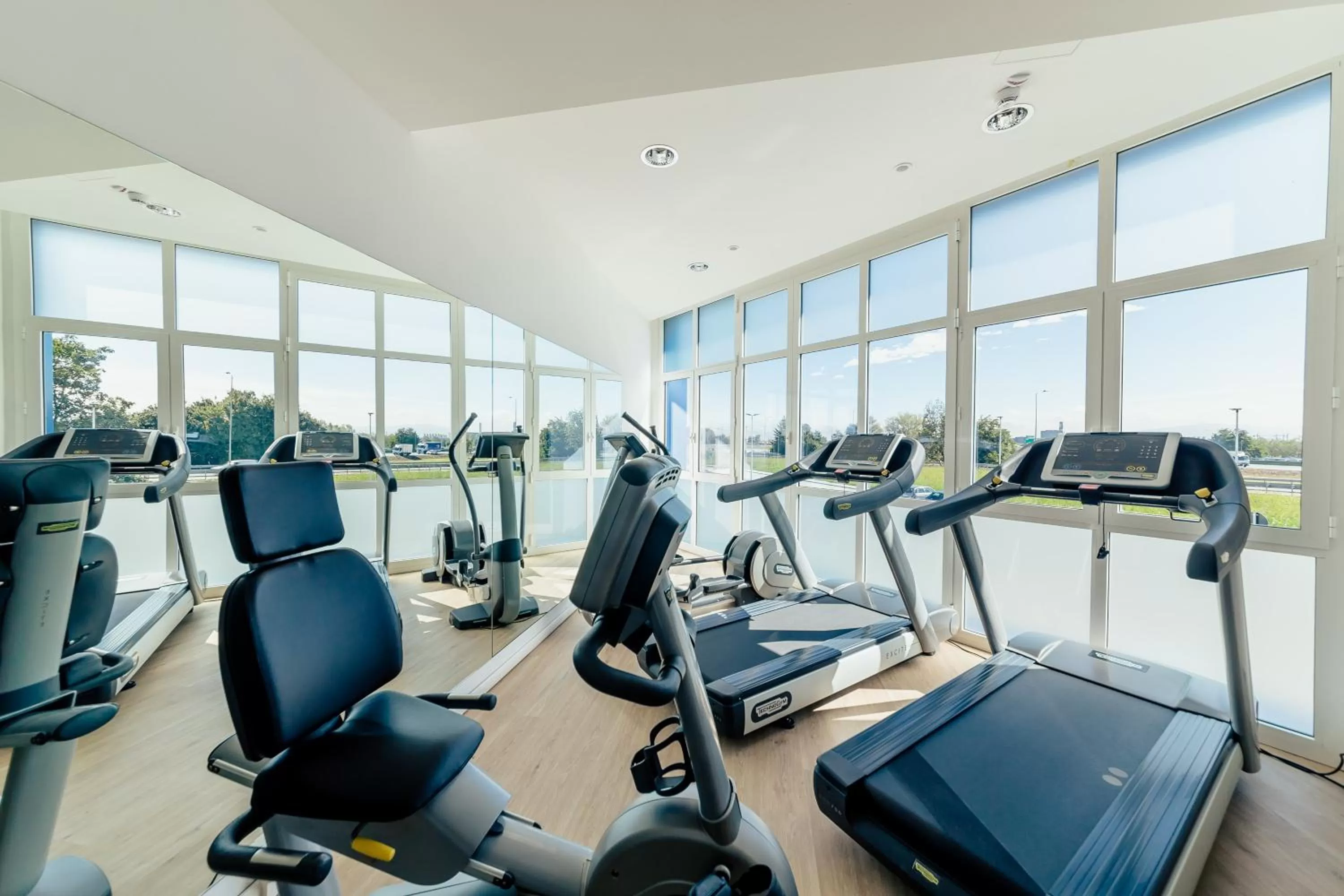 Fitness centre/facilities in Diamante MHotel