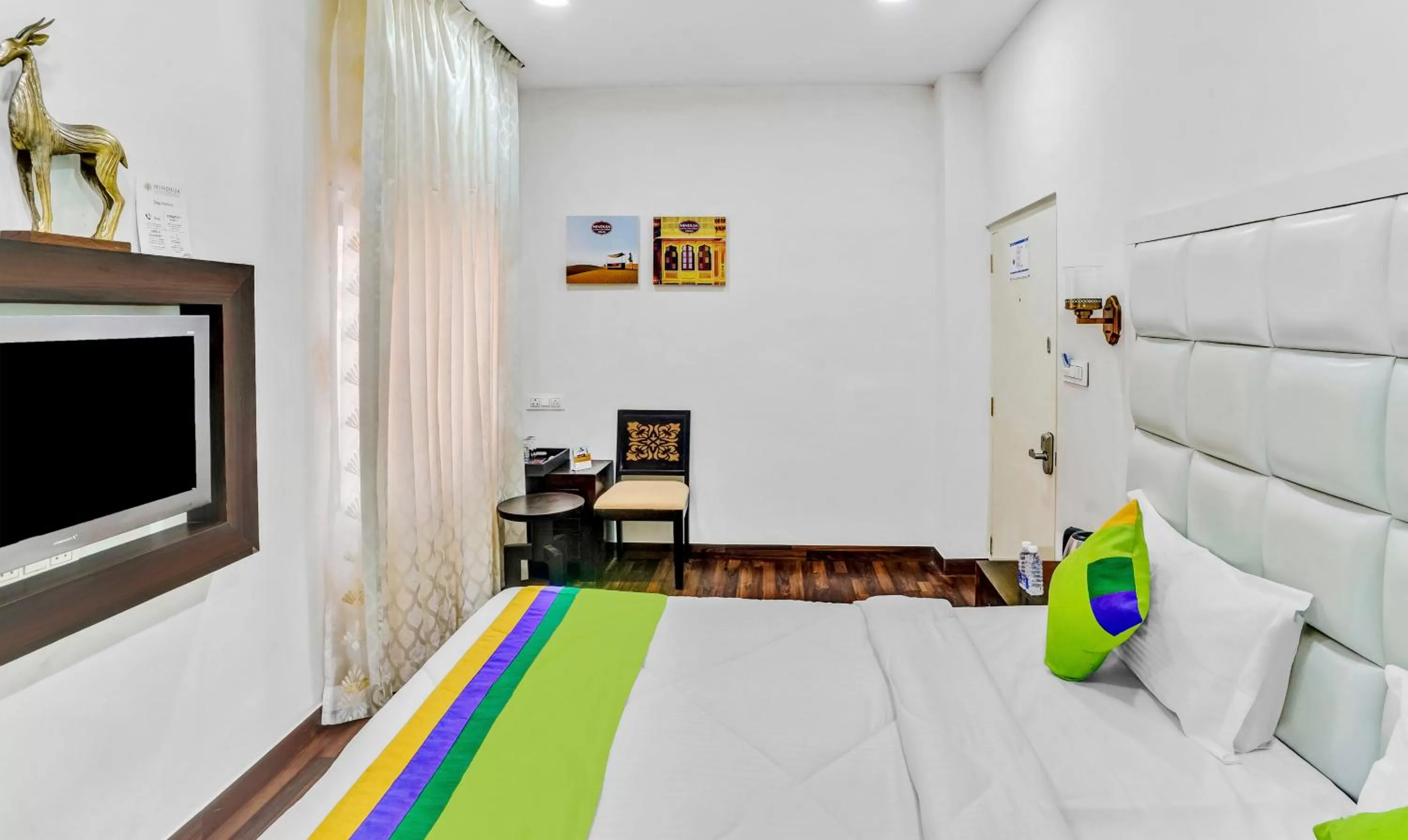 Bedroom in Hotel Hinduja Fort