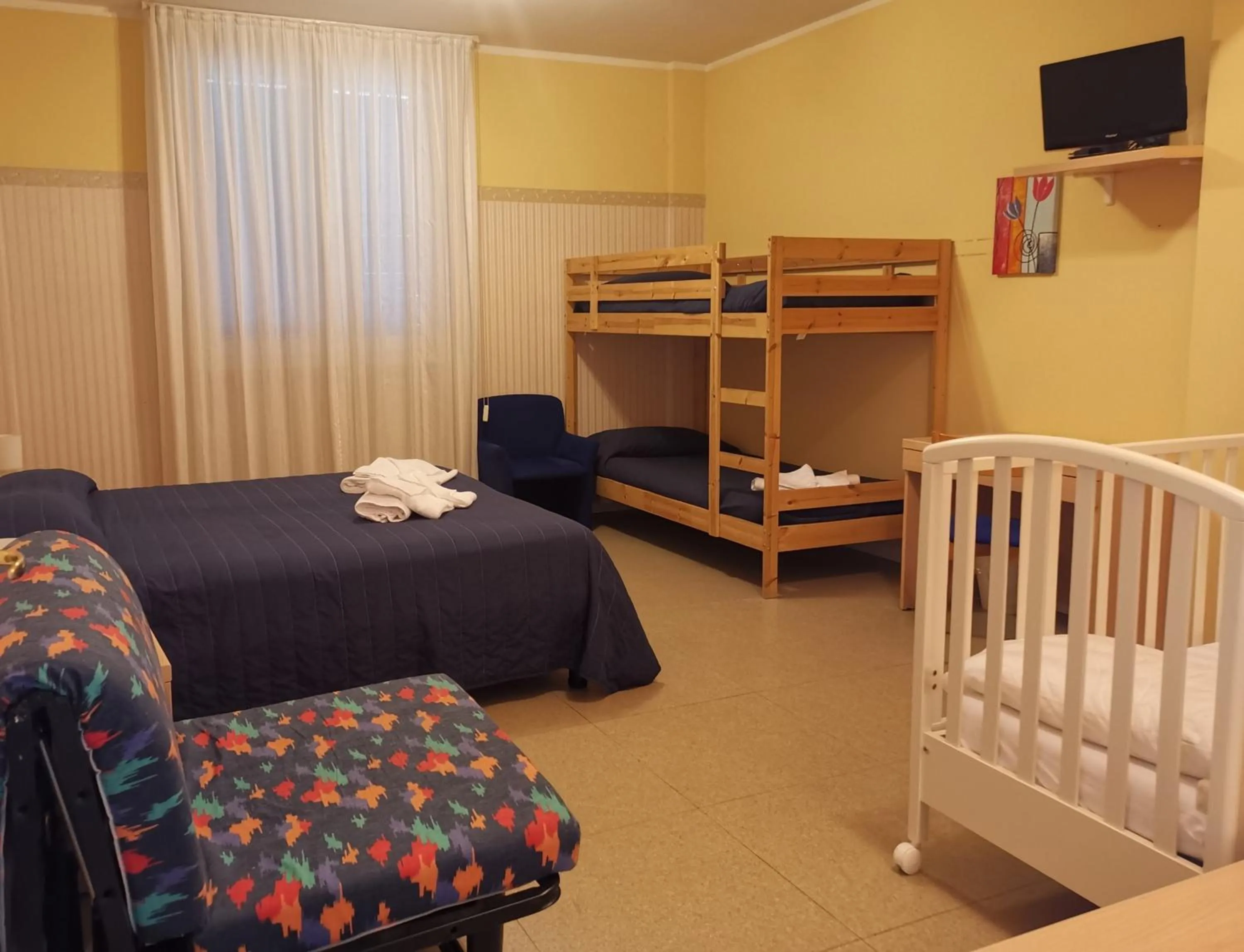 Photo of the whole room, Bed in Hotel Aquavite