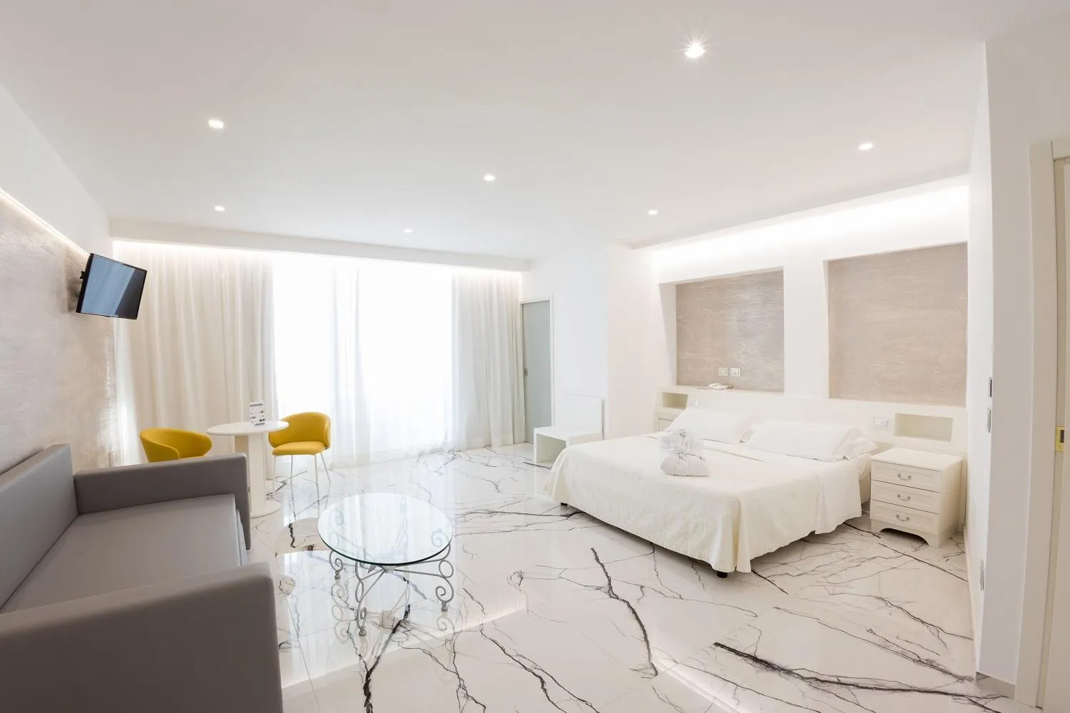 Photo of the whole room, Bed in Grand Hotel Costa Brada