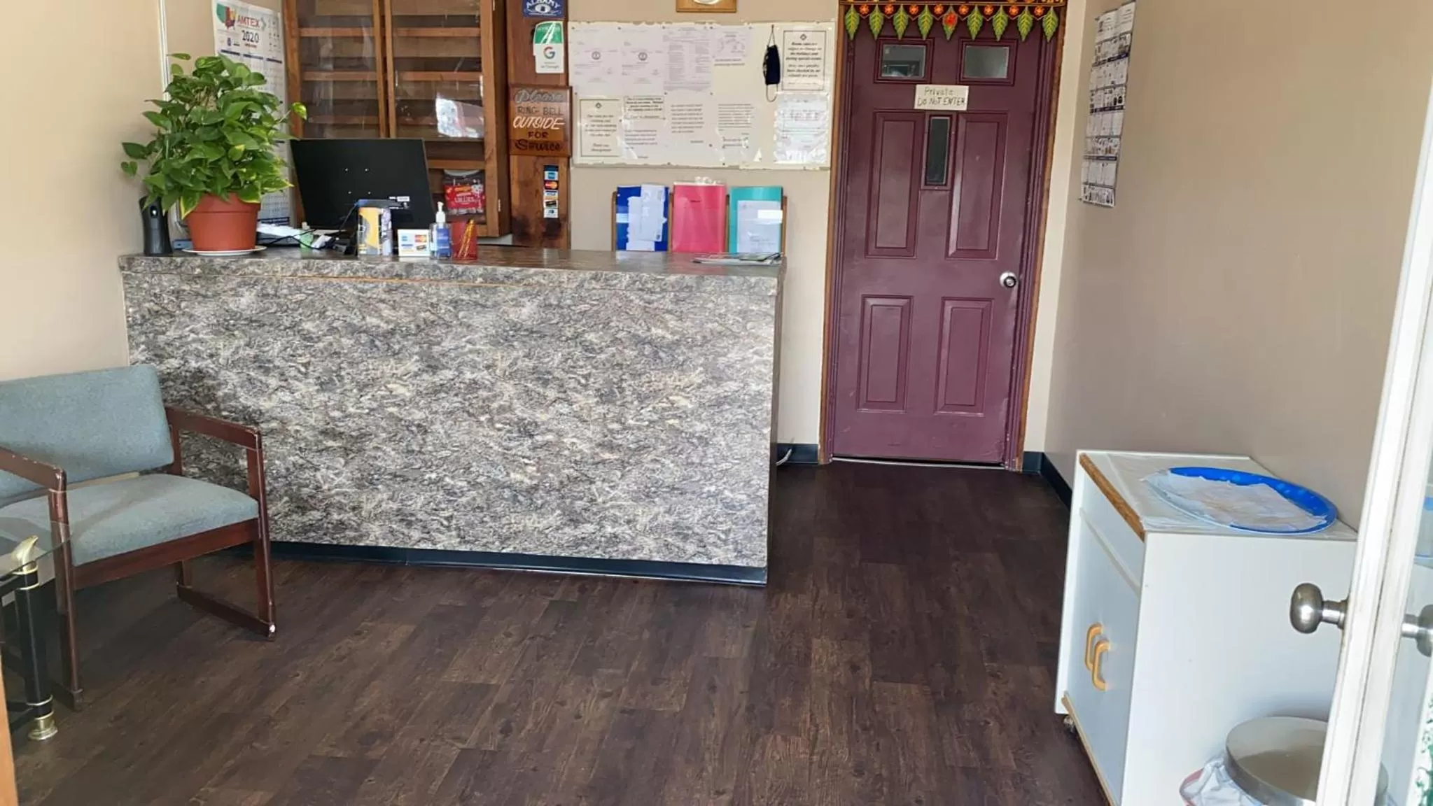 Lobby or reception in Royal Inn