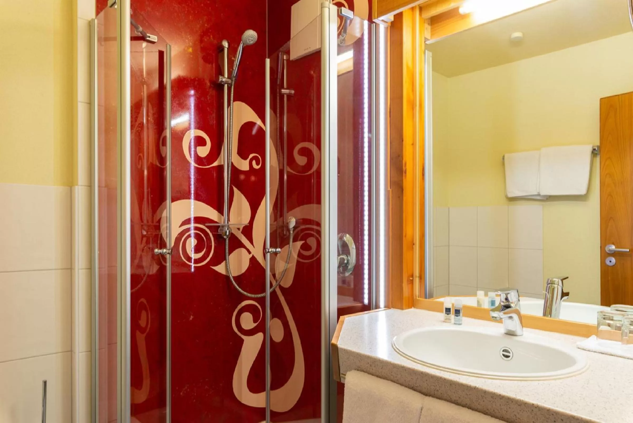 Bathroom in Biobausewein WEIN HOTEL LEBEN