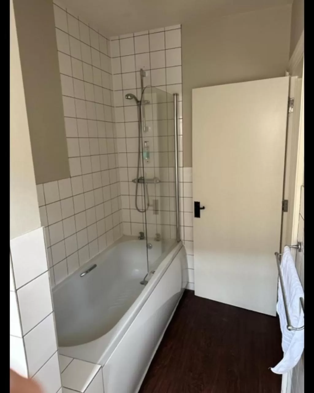 Bathroom in The Lady Elizabeth