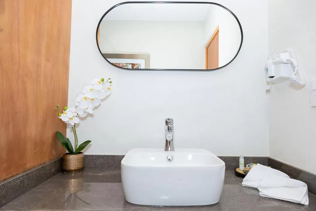 Bathroom in Hotel Danini