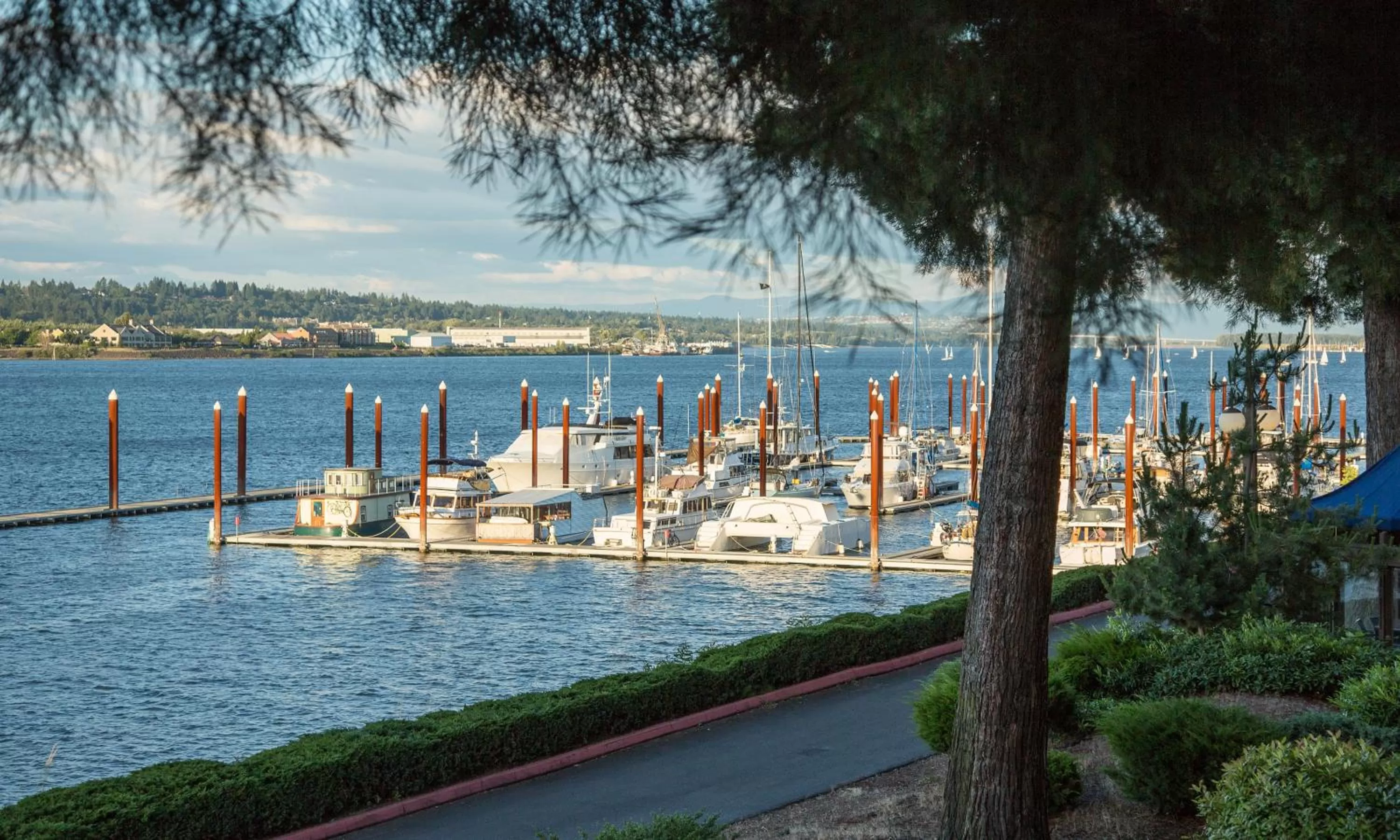 Day in Holiday Inn Portland - Columbia Riverfront by IHG