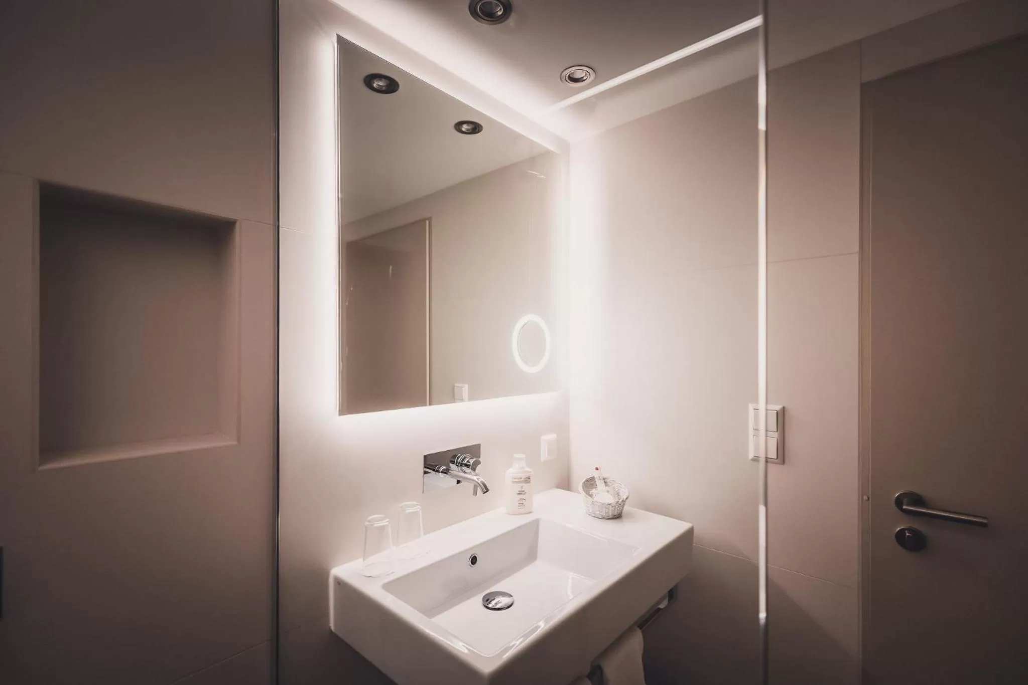 Bathroom in elaya hotel stuttgart ludwigsburg ehemals Abacco by Rilano