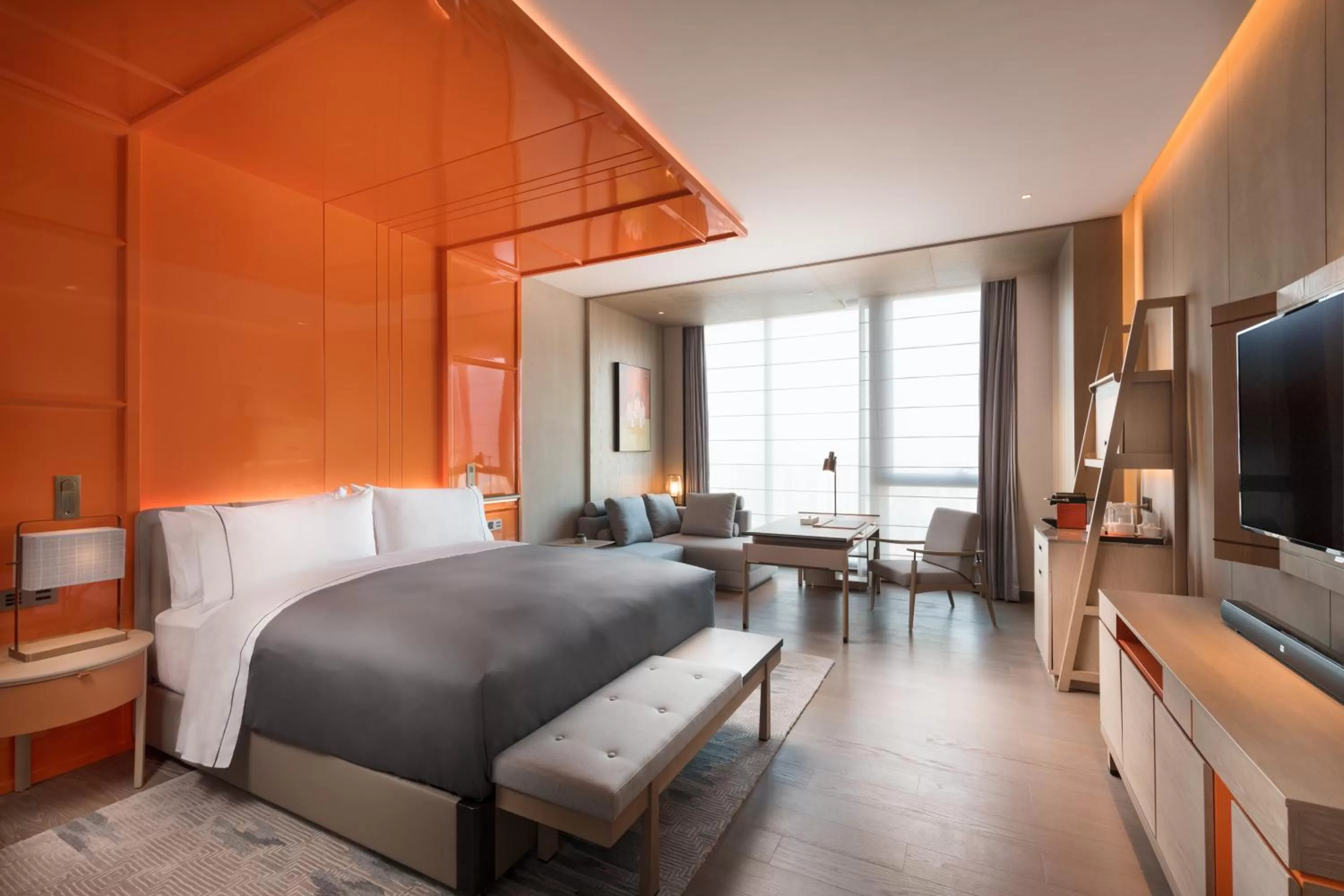 Bedroom, Bed in Canopy by Hilton Chengdu City Centre