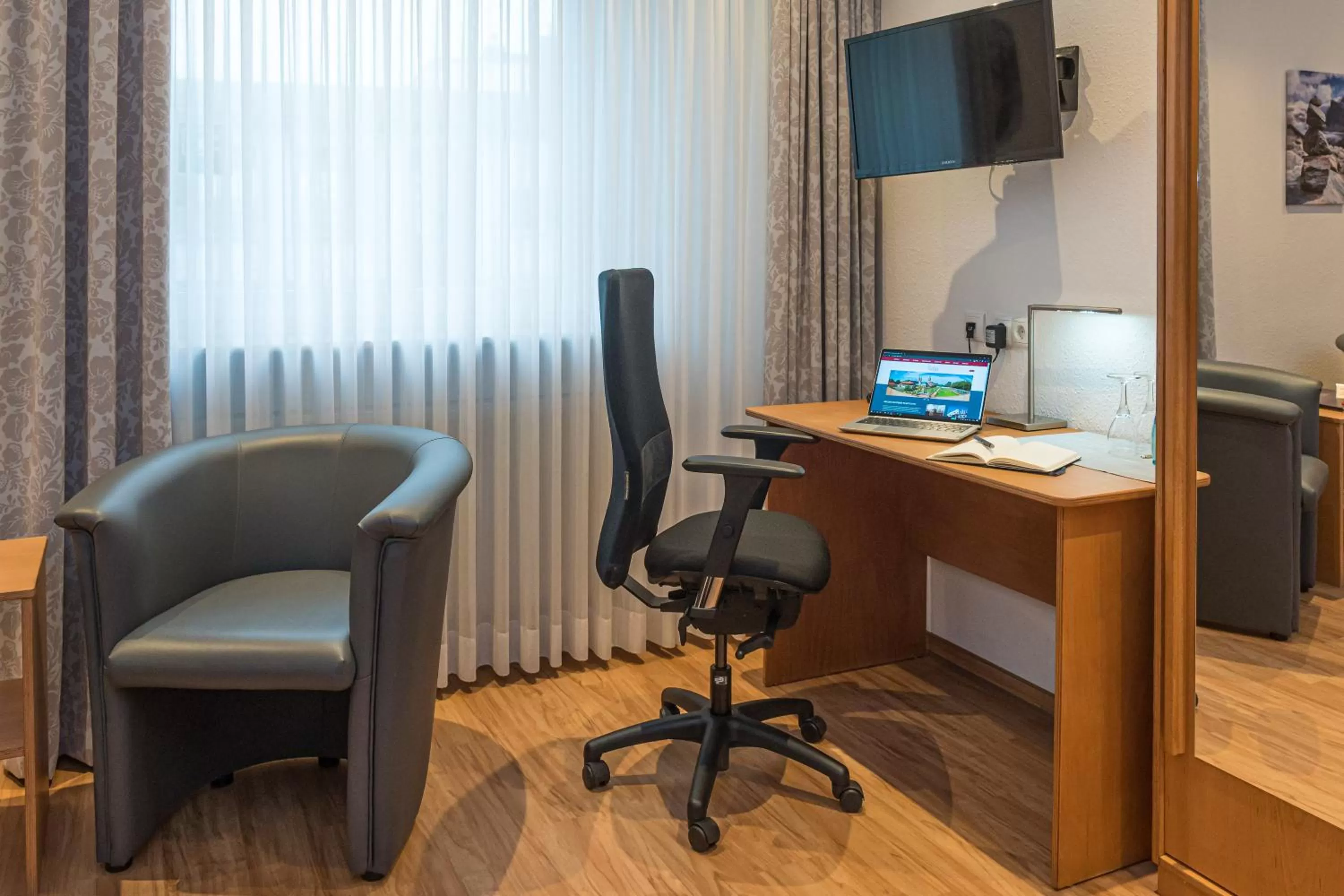 Staff in Hotel Elysee