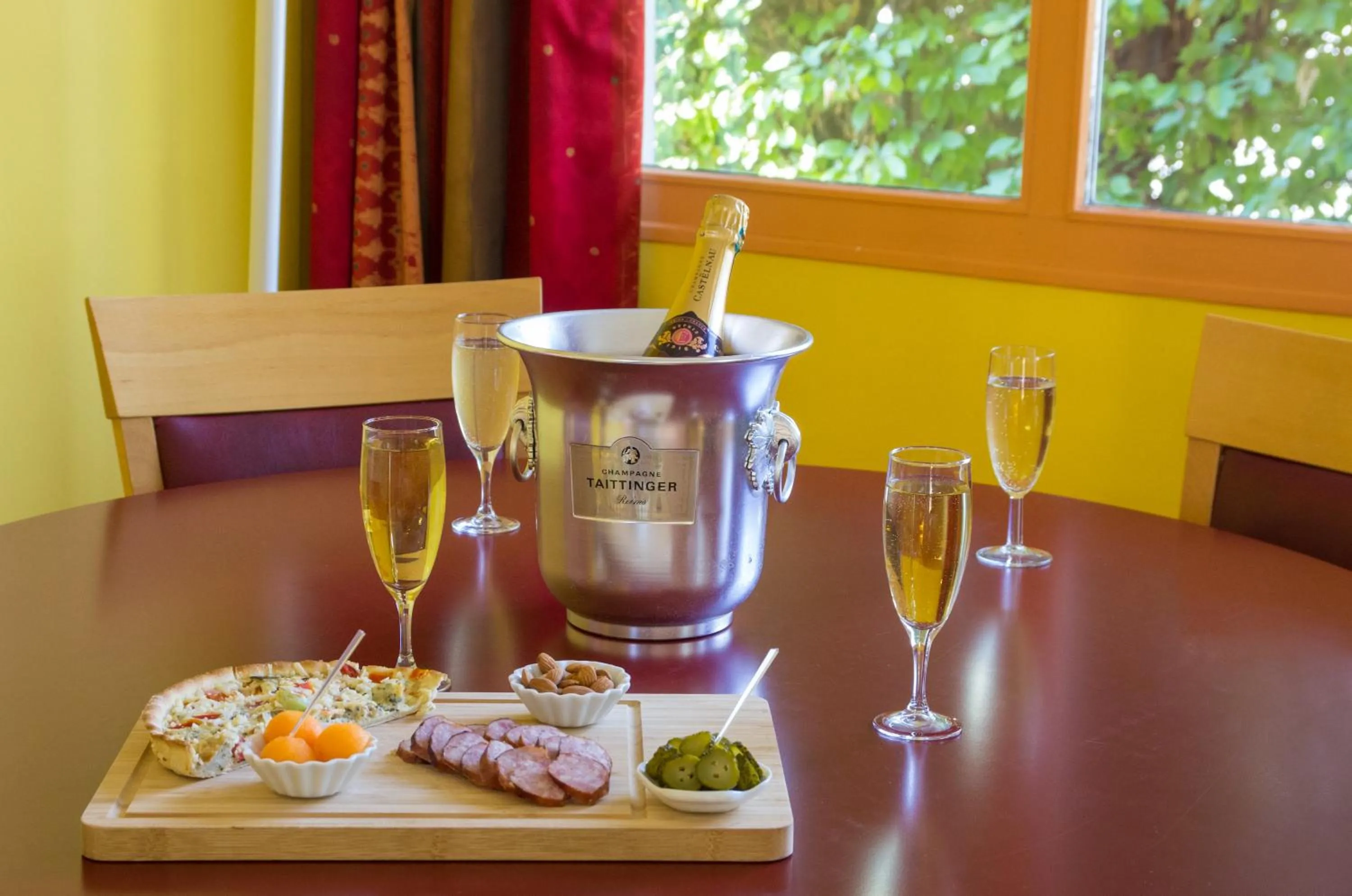 Alcoholic drinks in Cit'Hotel Avantici Gap