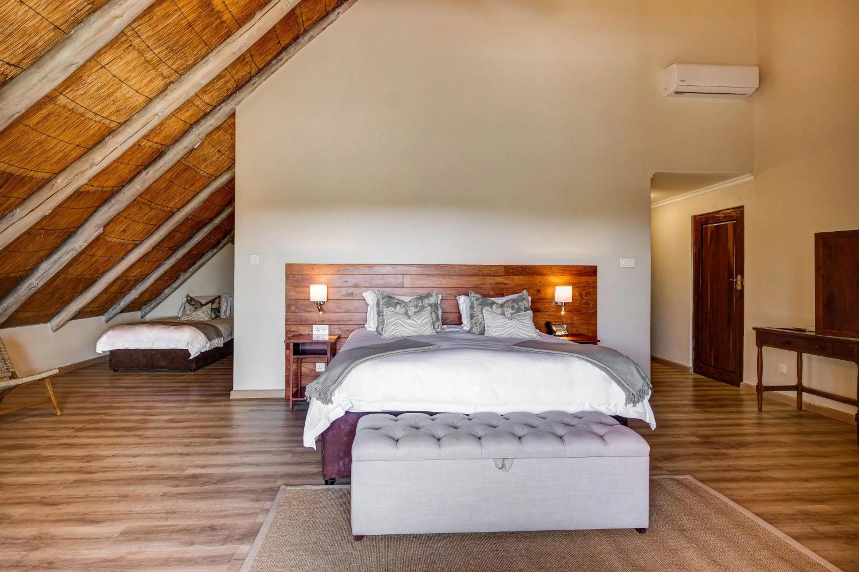 Bedroom, Bed in Ilala Lodge Hotel