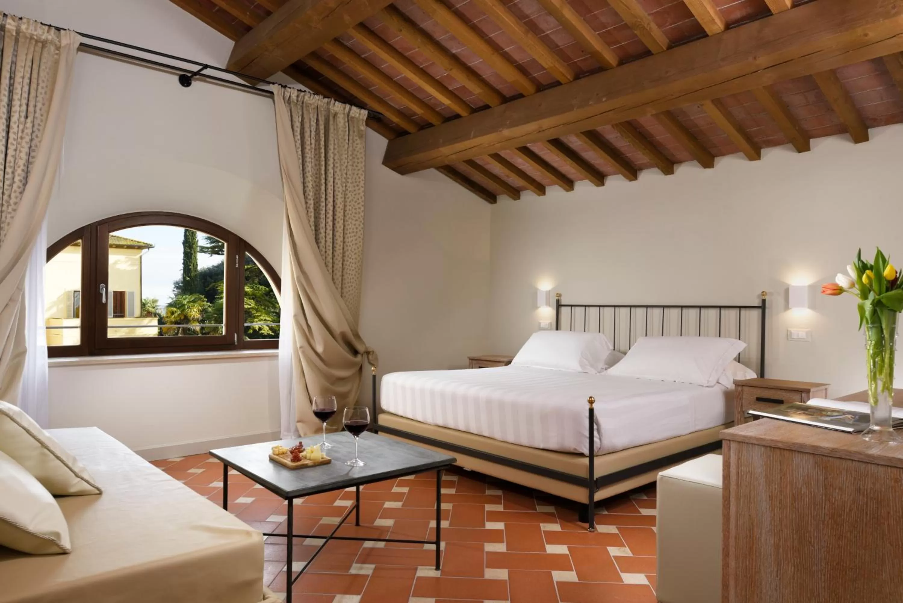 Photo of the whole room, Bed in Villa Sabolini