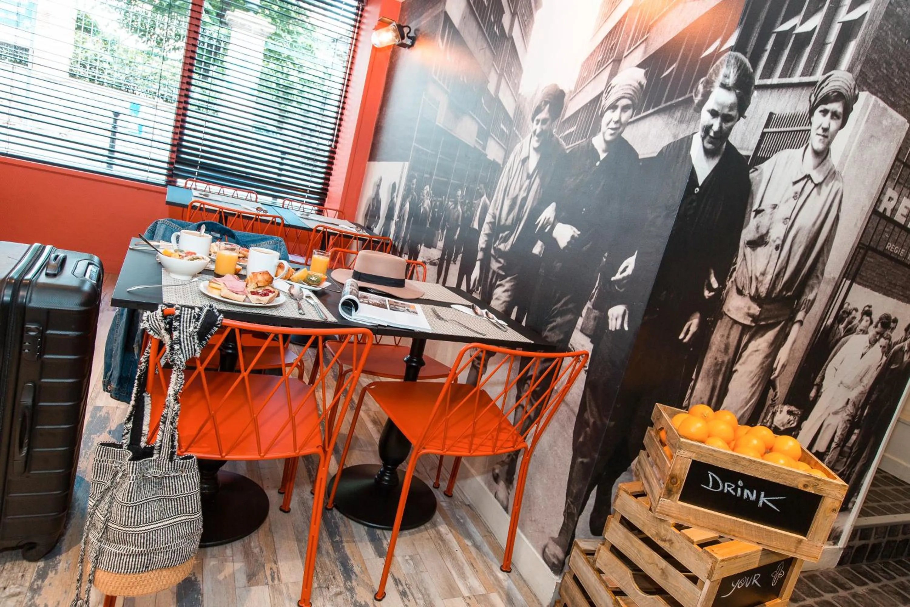 Buffet breakfast in ibis Styles Paris Mairie De Clichy