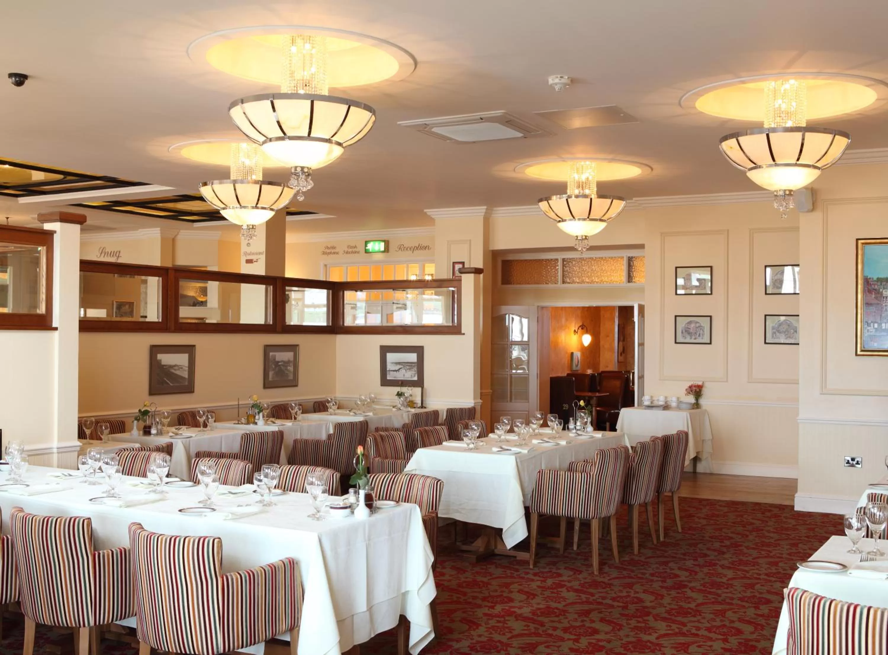Restaurant/places to eat in Pier Hotel