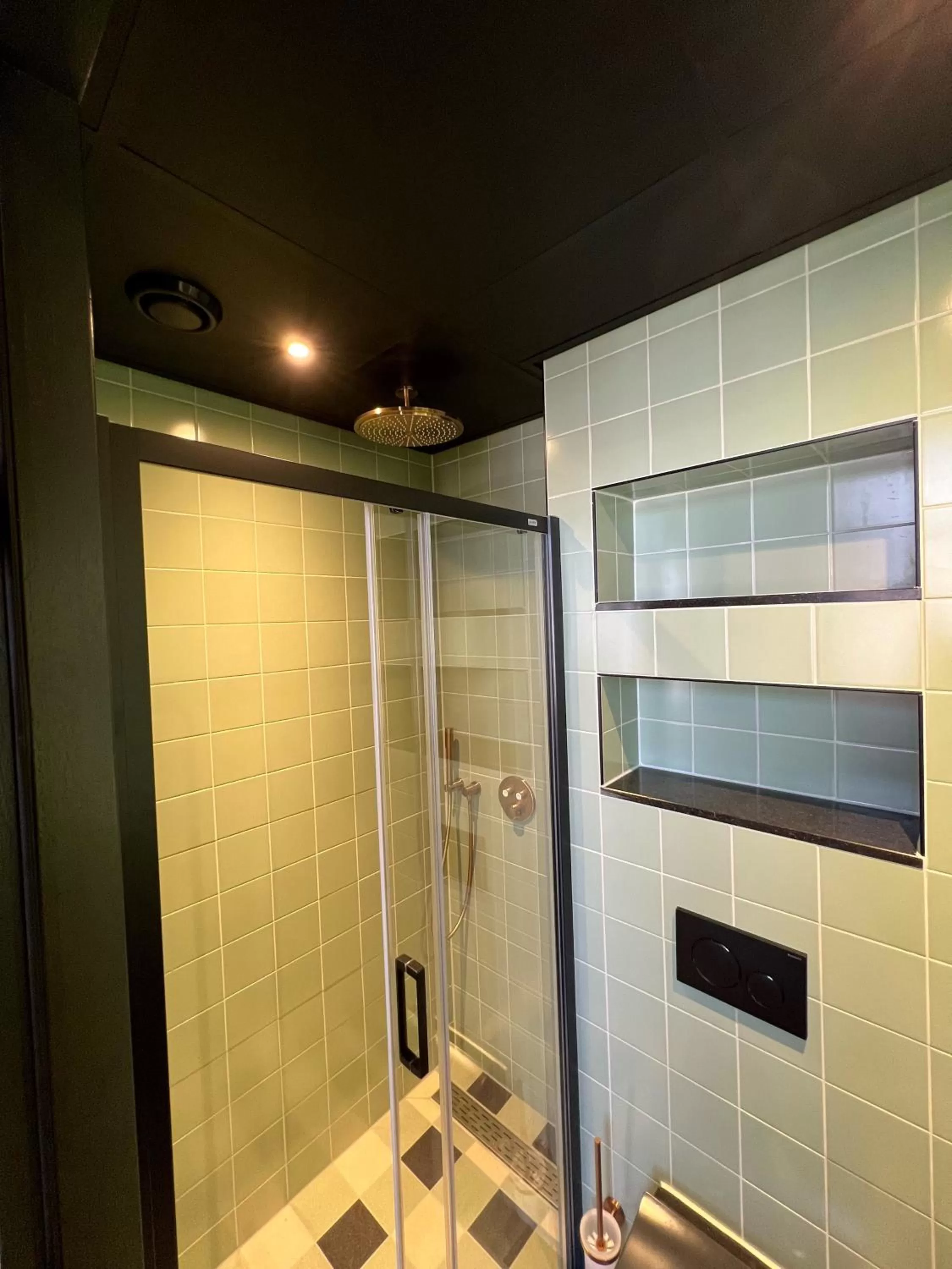 Bathroom in Hotel Nicolaas Witsen