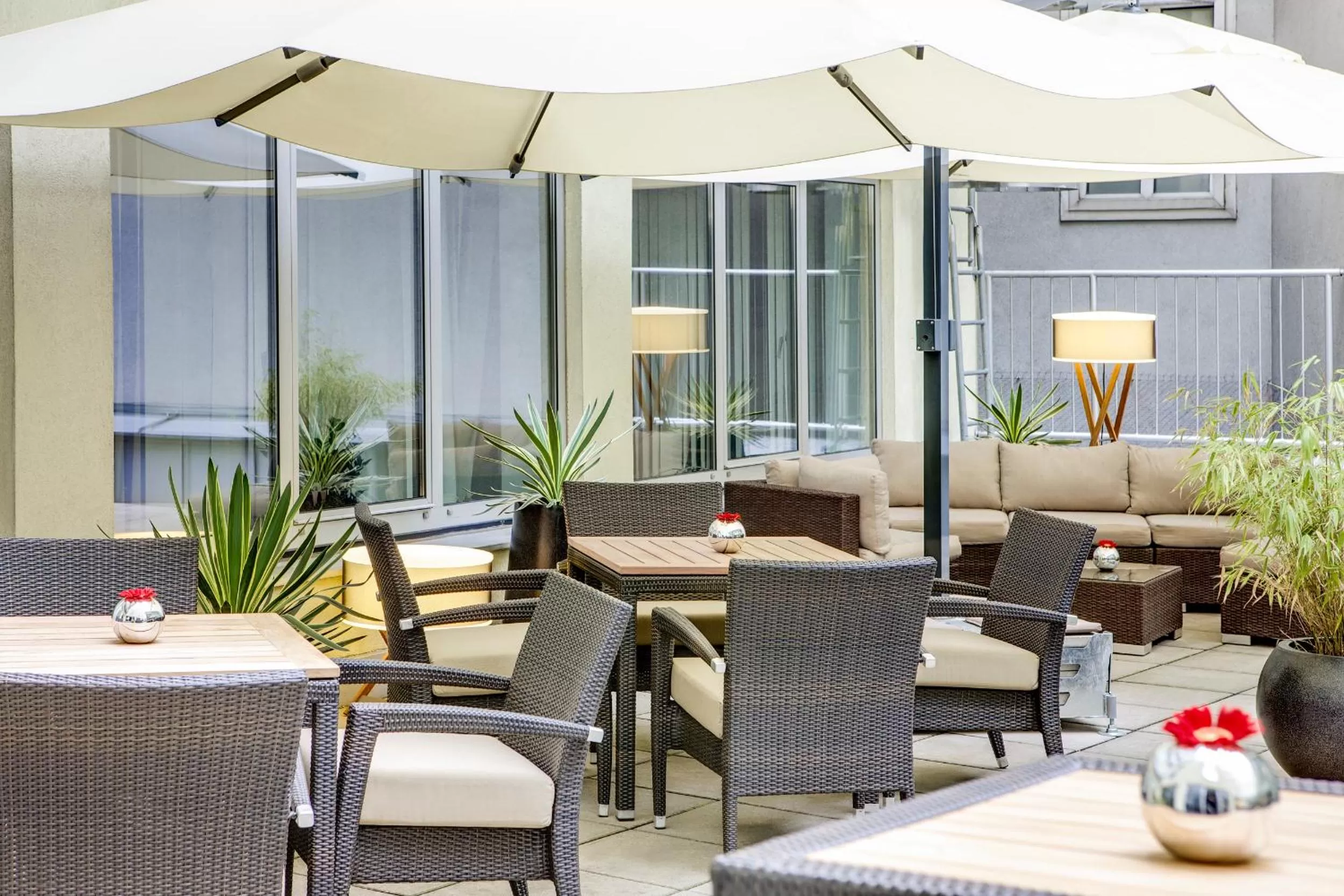 Balcony/Terrace in IntercityHotel Wien