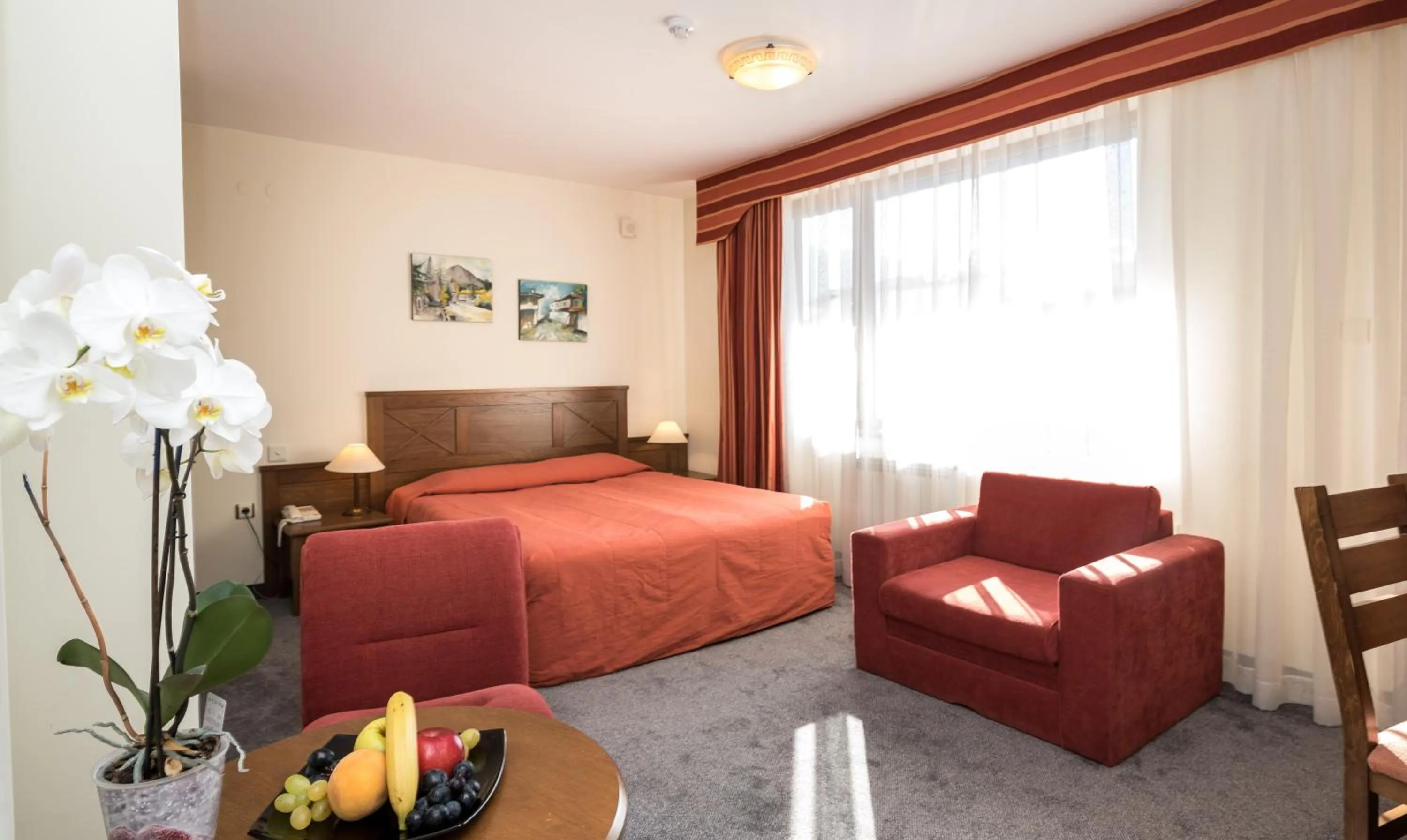 Photo of the whole room, Bed in Evelina Palace Hotel