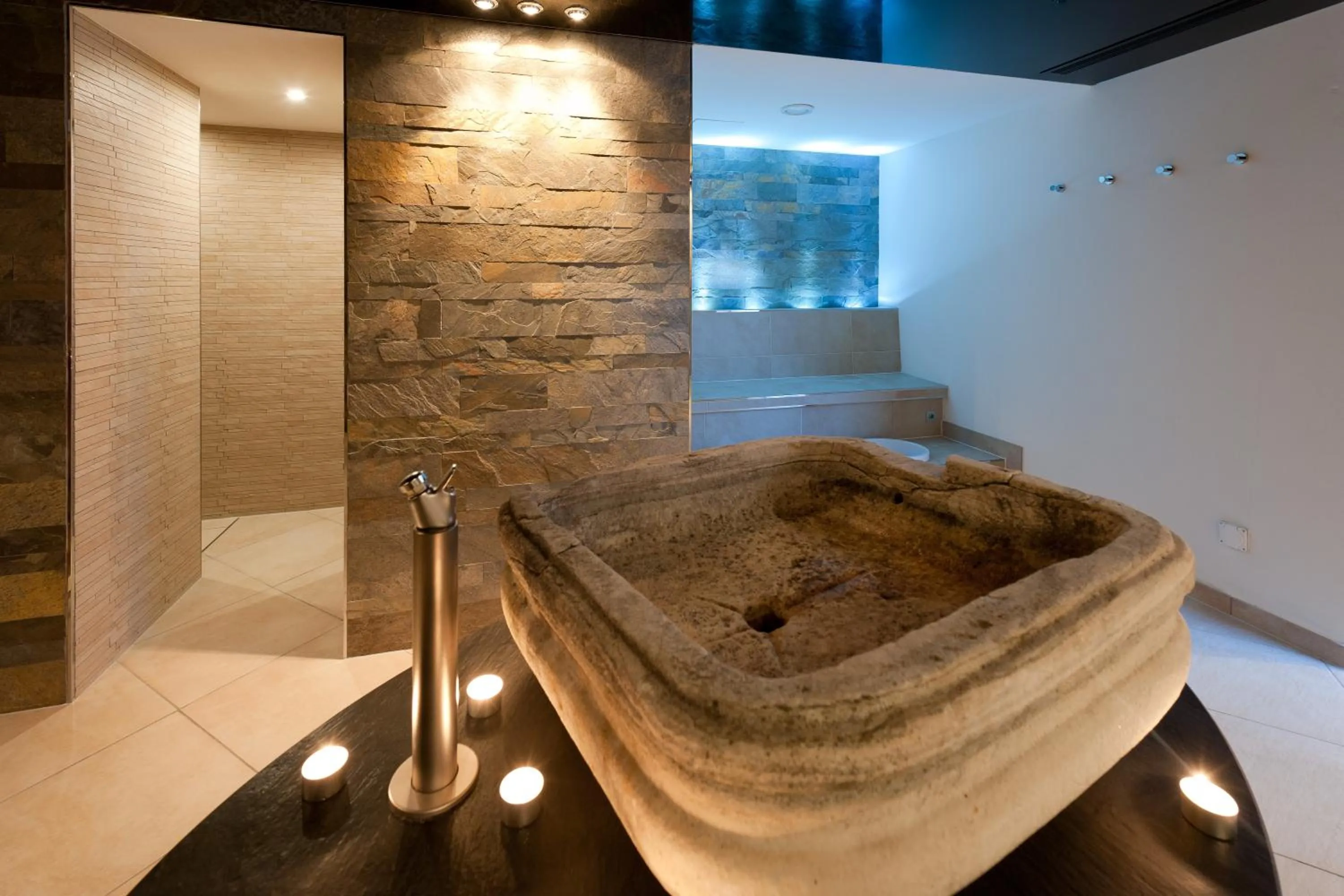 Spa and wellness centre/facilities in Hotel Hemizeus & Iremia Spa
