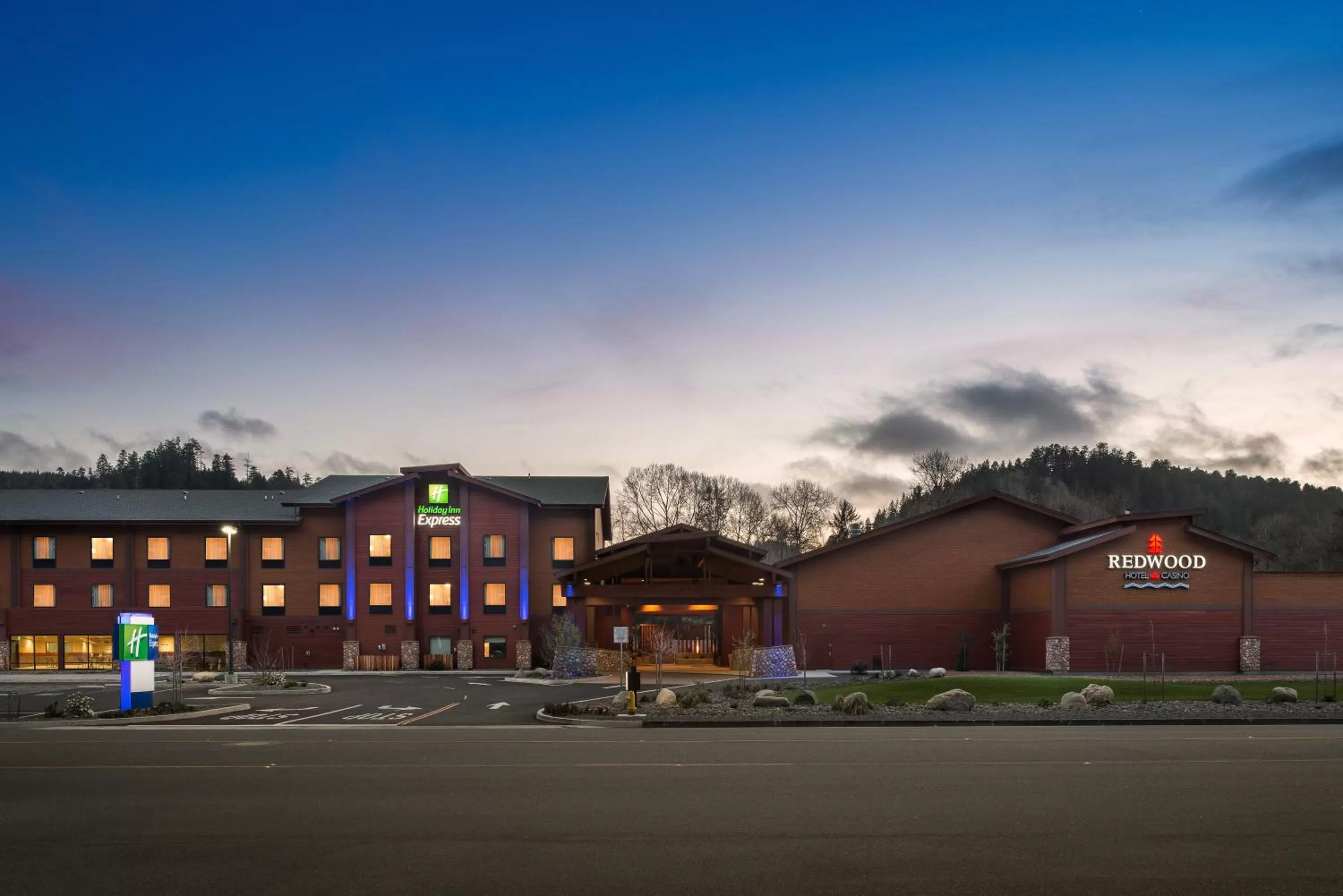 Property building in Holiday Inn Express Klamath - Redwood Ntl Pk Area by IHG