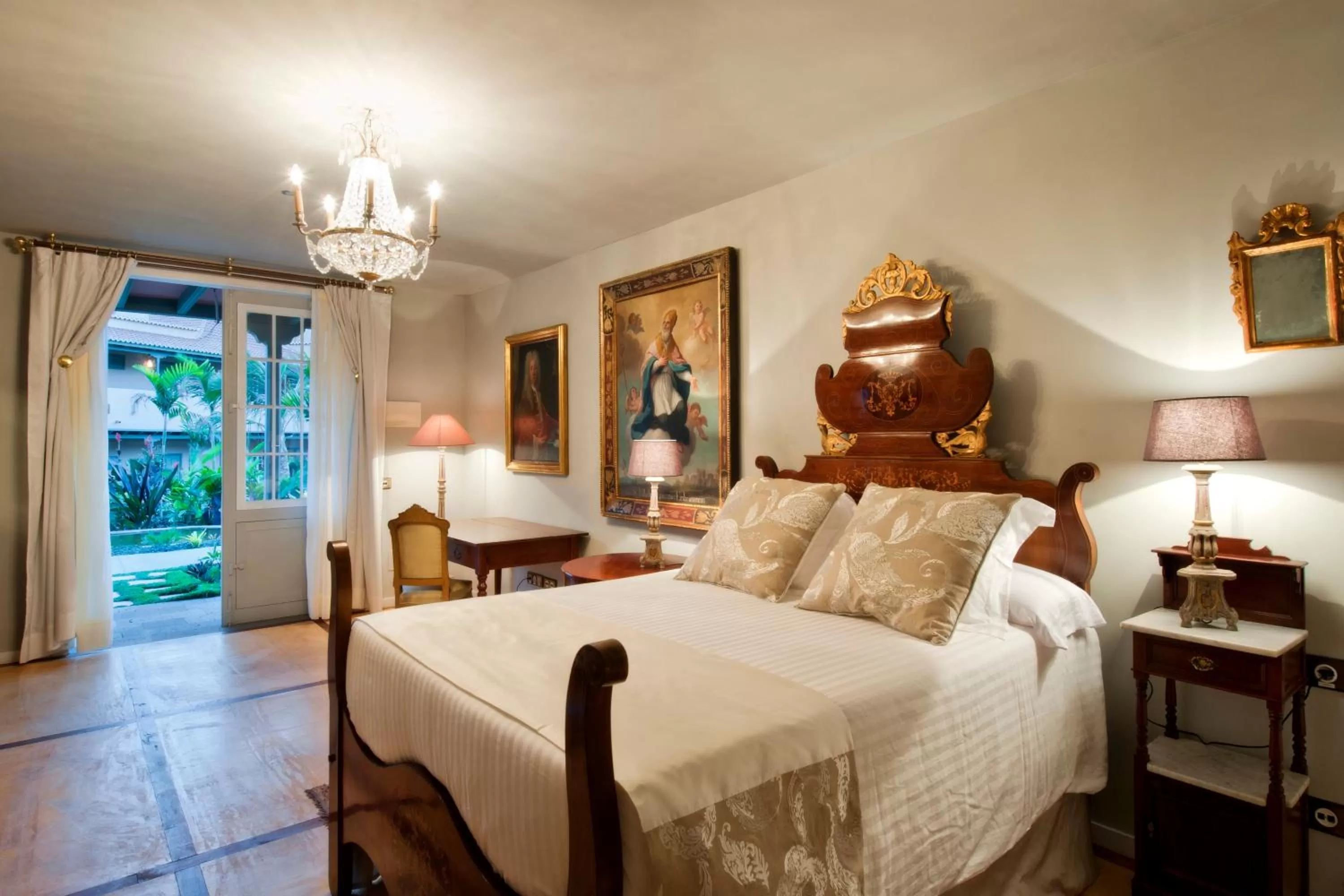 Bedroom, Bed in Hotel Hacienda de Abajo-Adults Only-Lujo