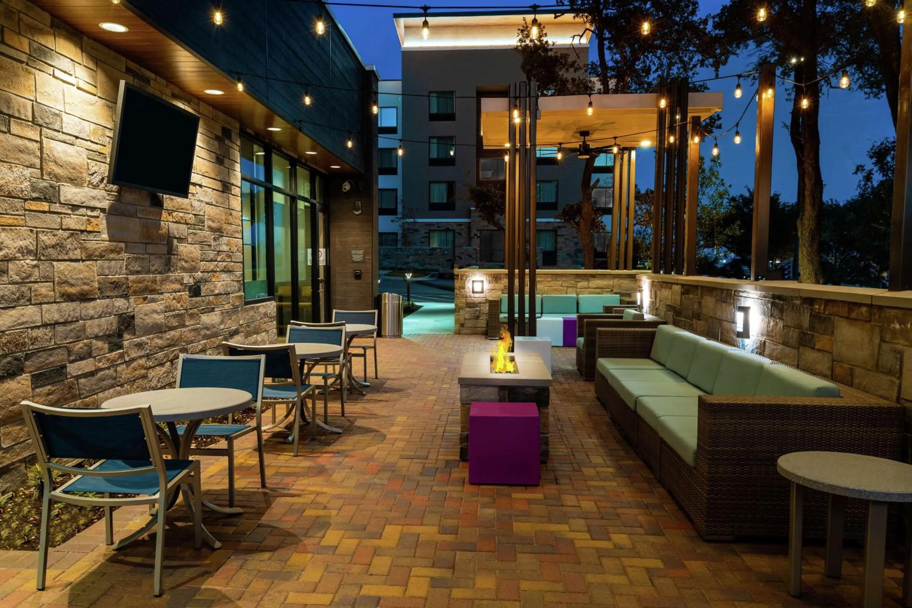 Patio in Hilton Garden Inn Cedar Park Austin