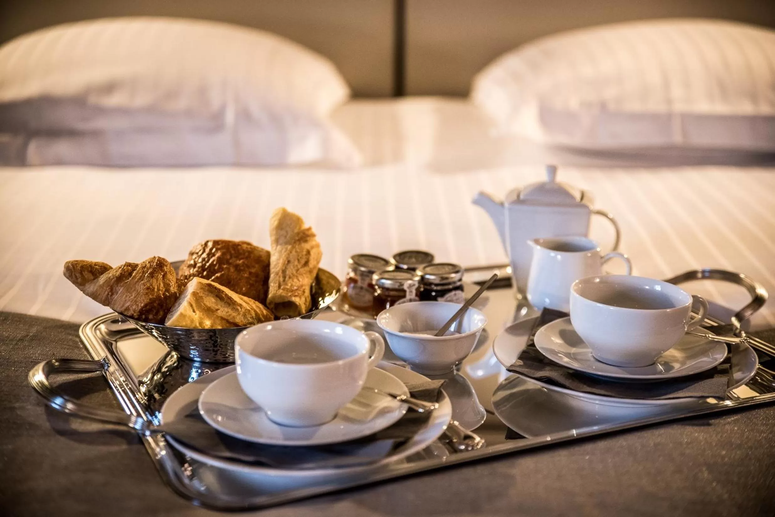 Breakfast, Bed in Hôtel Château de Lacan