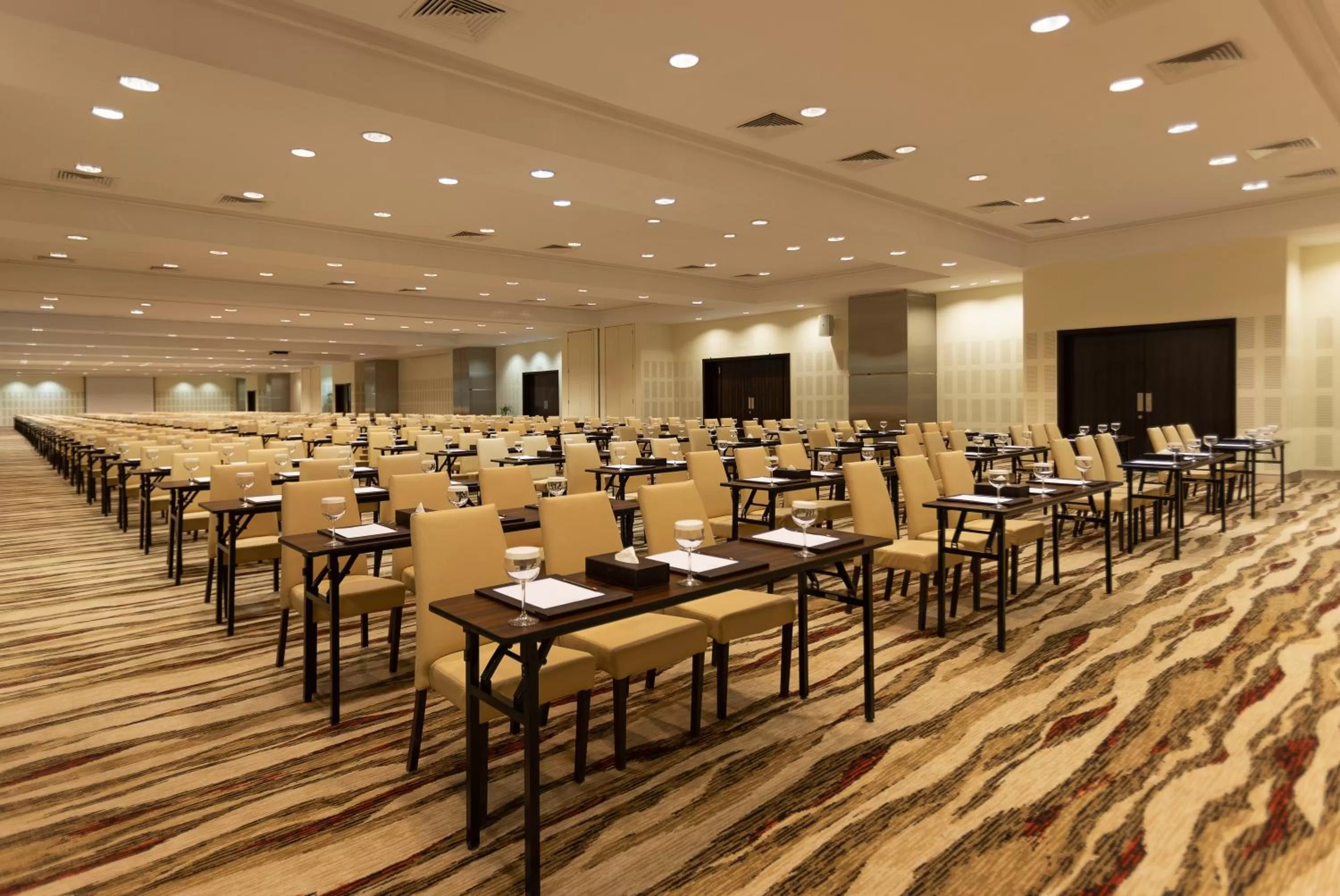 Meeting/conference room in Crowne Plaza Riyadh - RDC Hotel & Convention by IHG