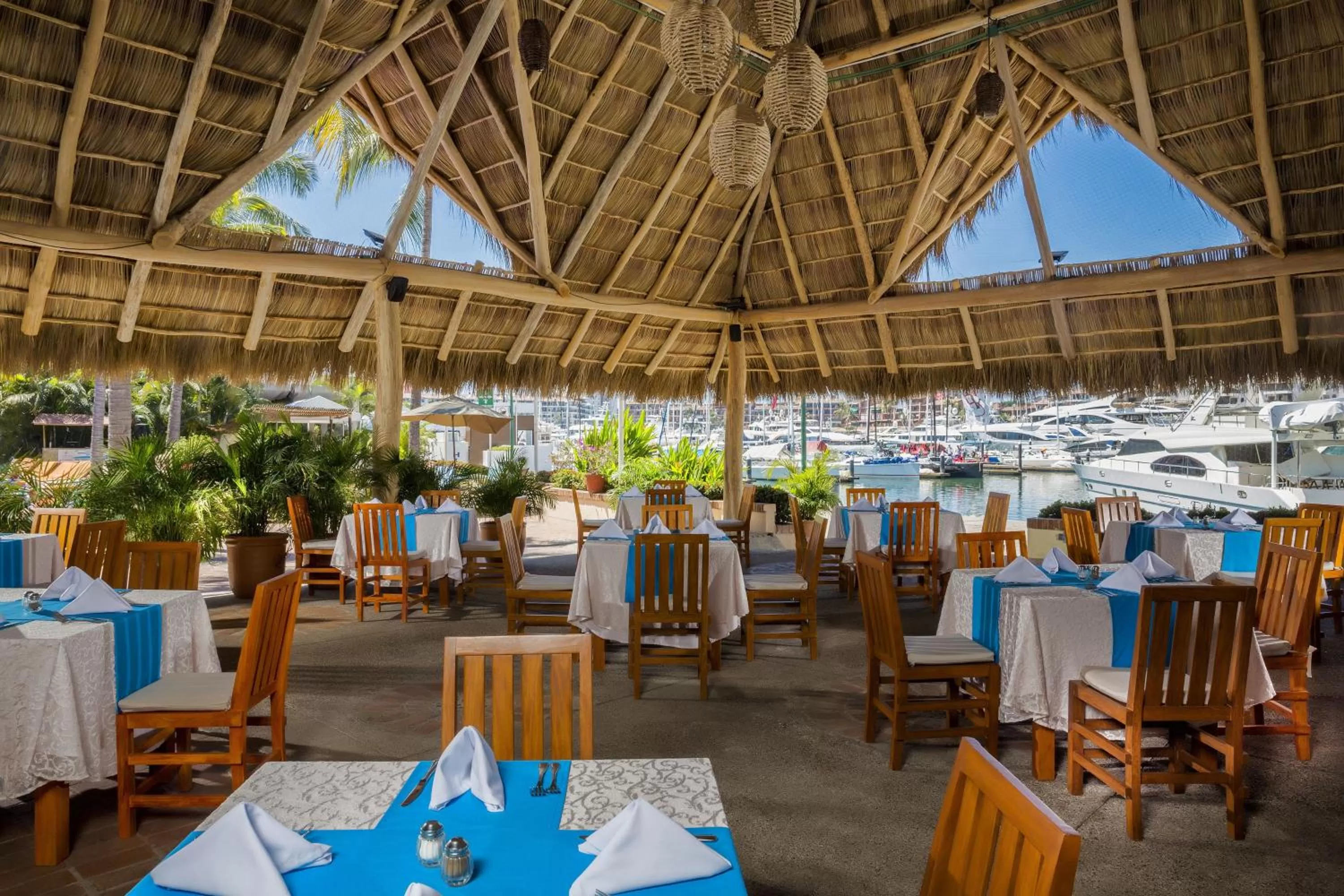 Restaurant/places to eat in Flamingo Vallarta Hotel & Marina