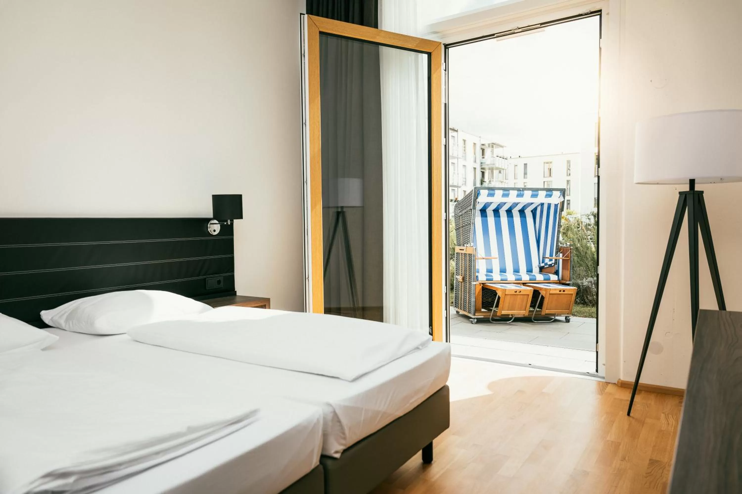 Balcony/Terrace, Bed in Hotel K99