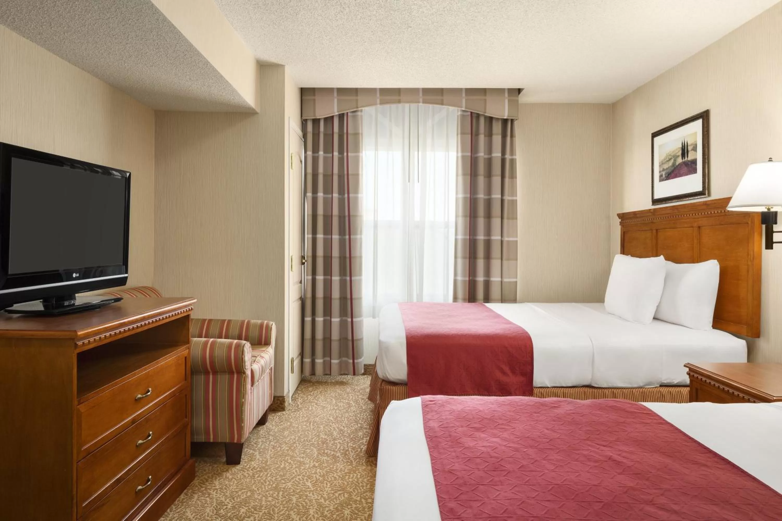 Bedroom, Bed in Country Inn & Suites by Radisson, Rossford - Toledo South