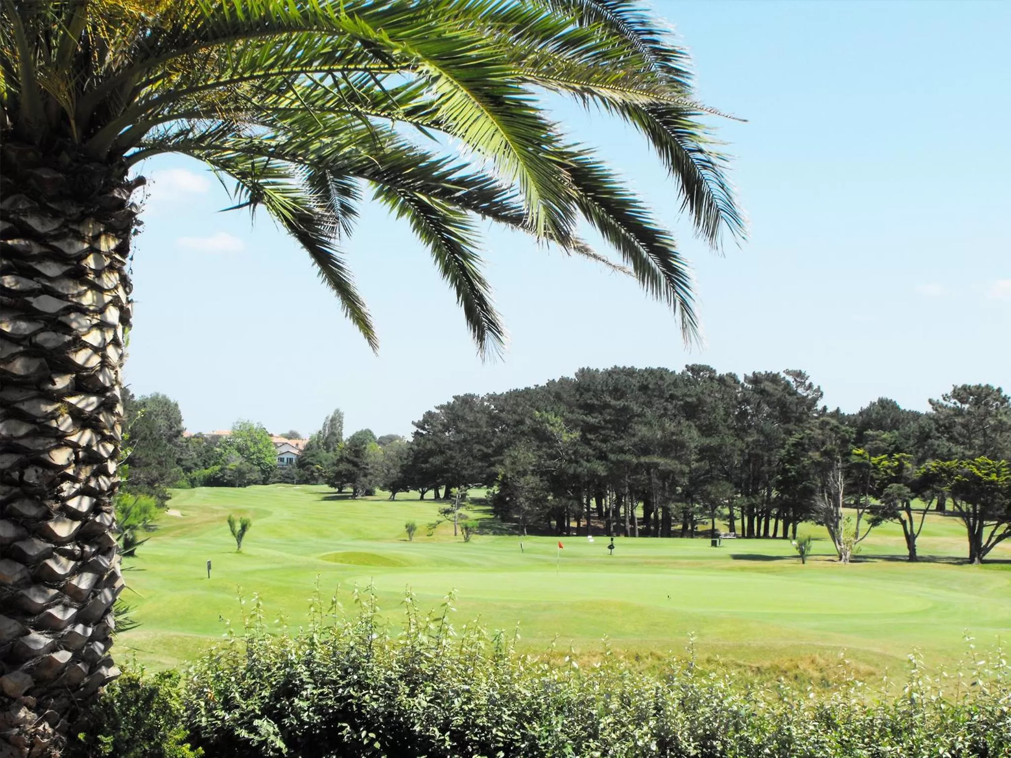 Garden in Mer et Golf