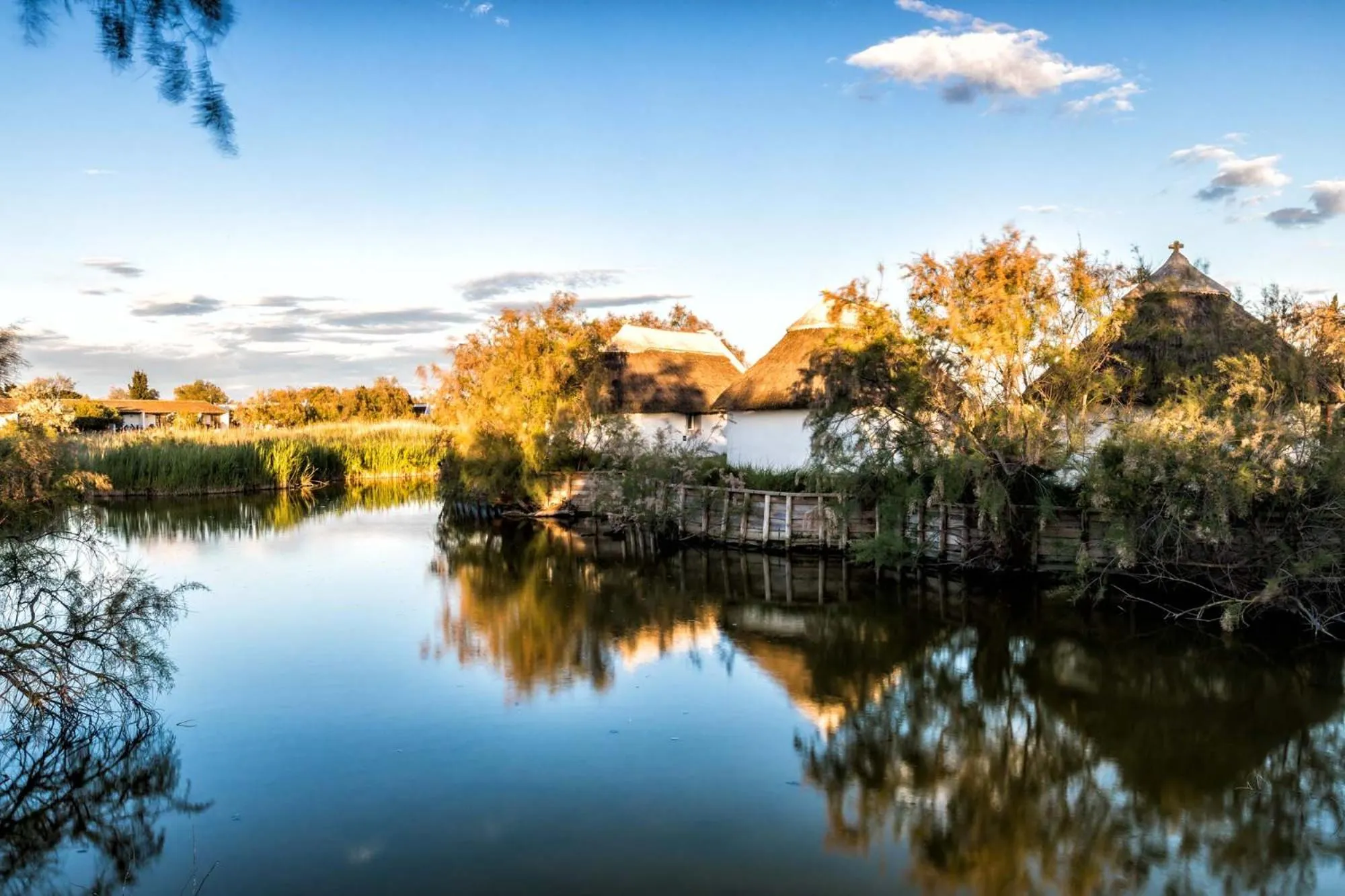 Property building in Auberge Cavaliere du Pont des Bannes