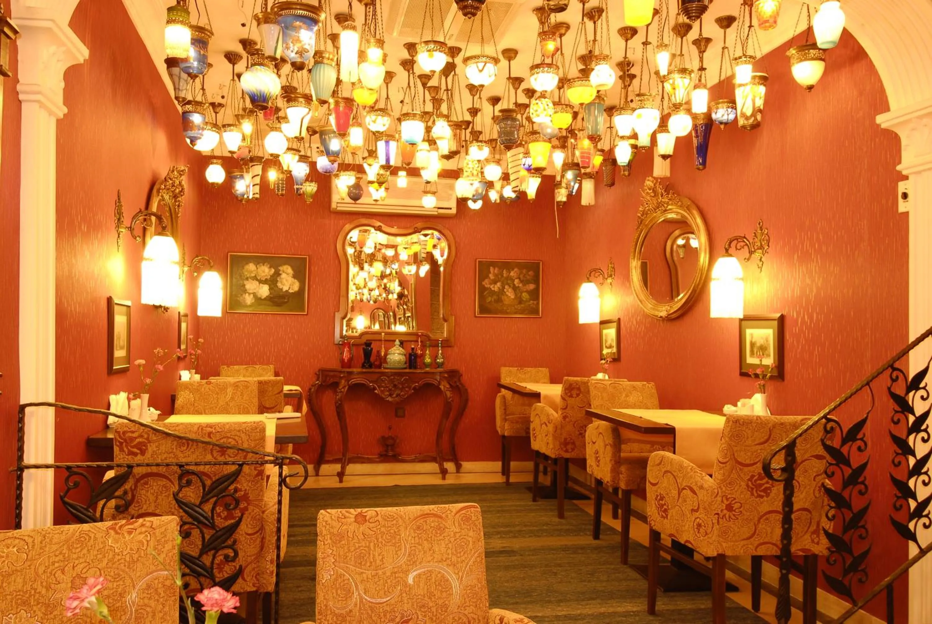 Food in Kybele Hotel