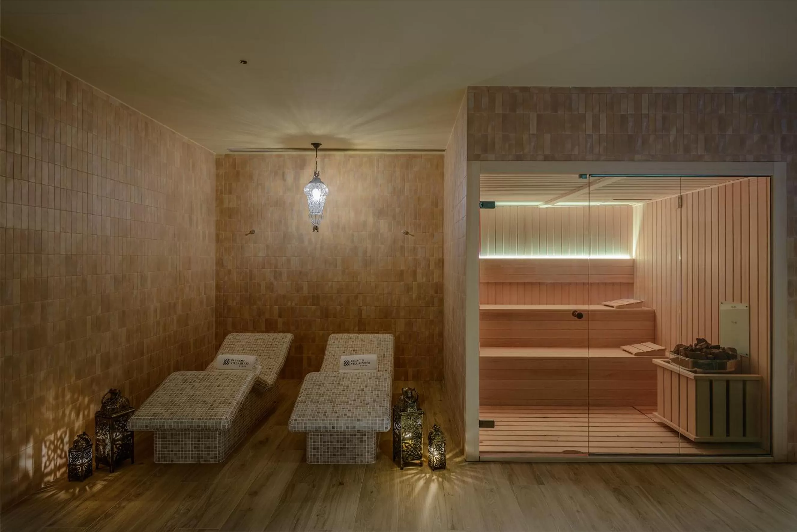 Spa and wellness centre/facilities in CoolRooms Palacio Villapanés 5 GL