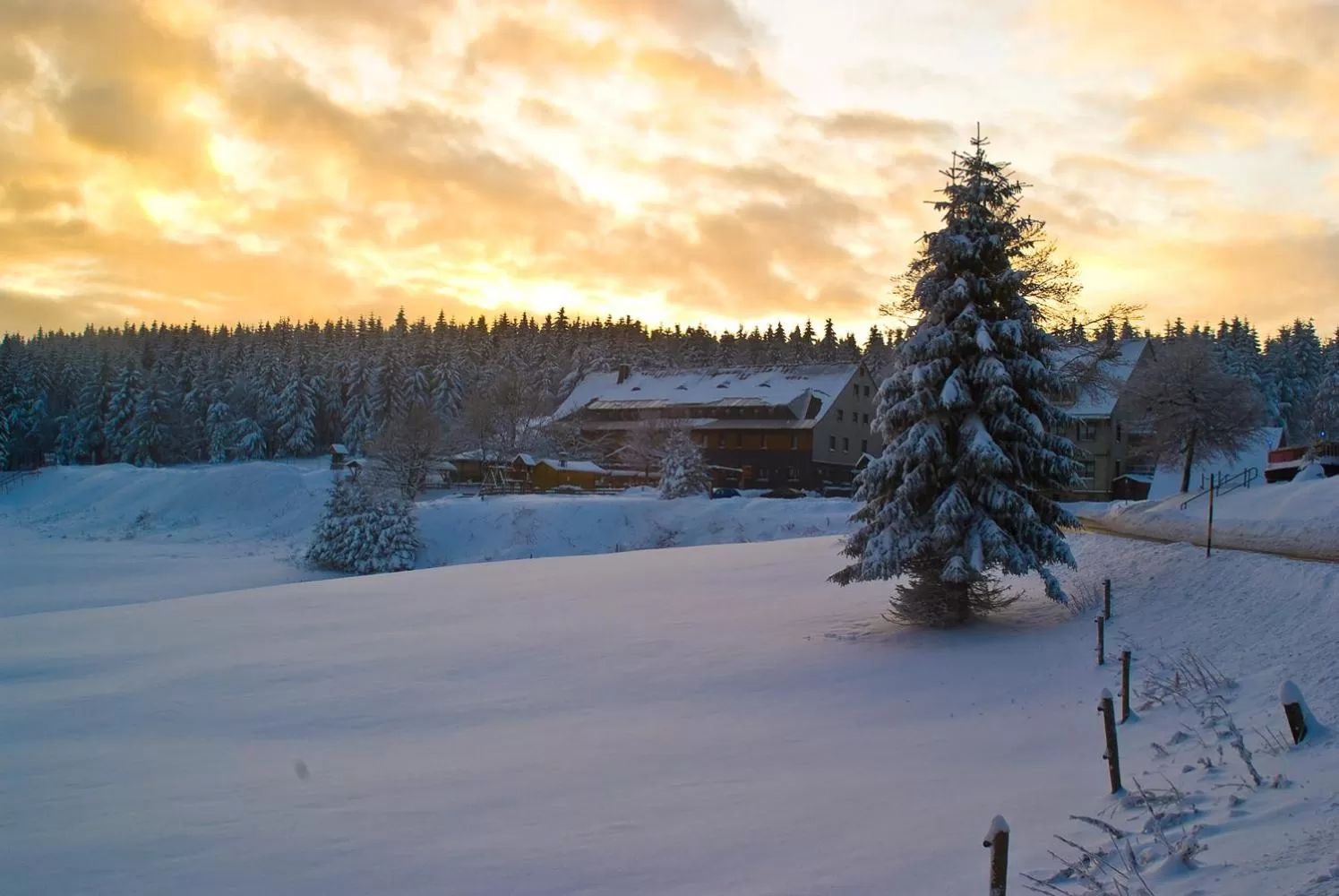 Property building in Hotel Zum Schneekopf "Garni"