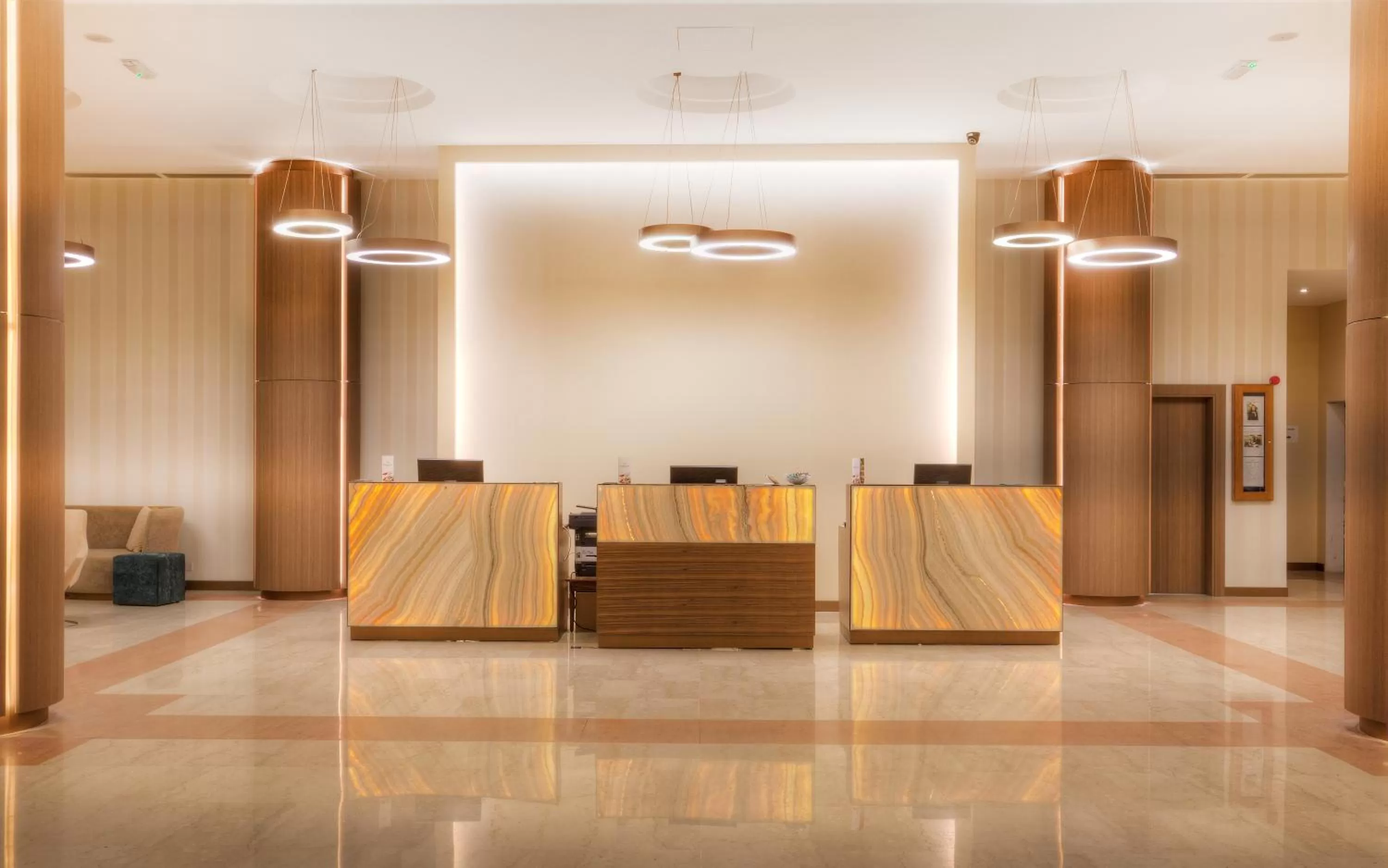 Lobby or reception in Vivaldi Hotel