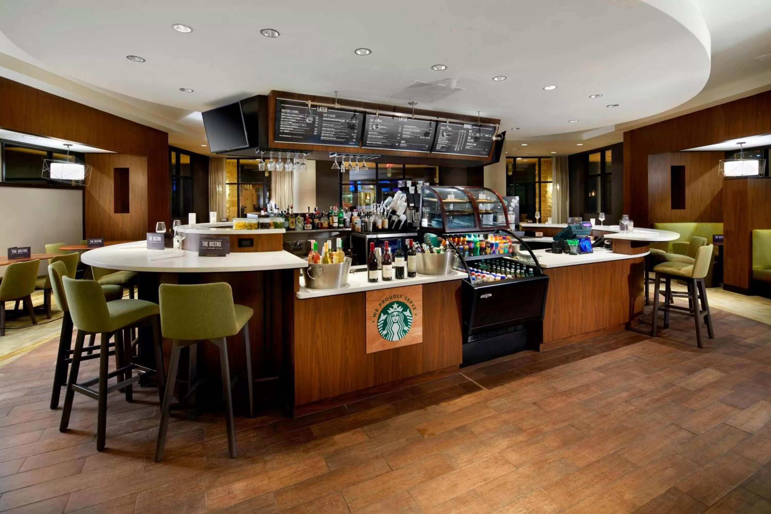 Restaurant/places to eat in Courtyard by Marriott San Antonio Six Flags at The RIM