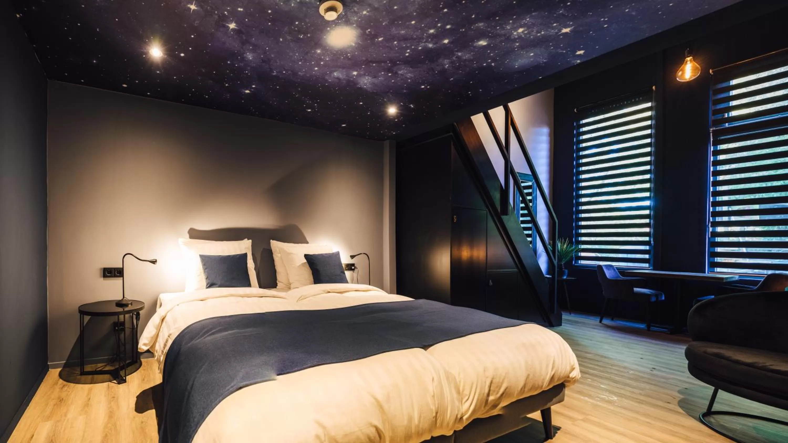 Bed in Oldschool Hotel