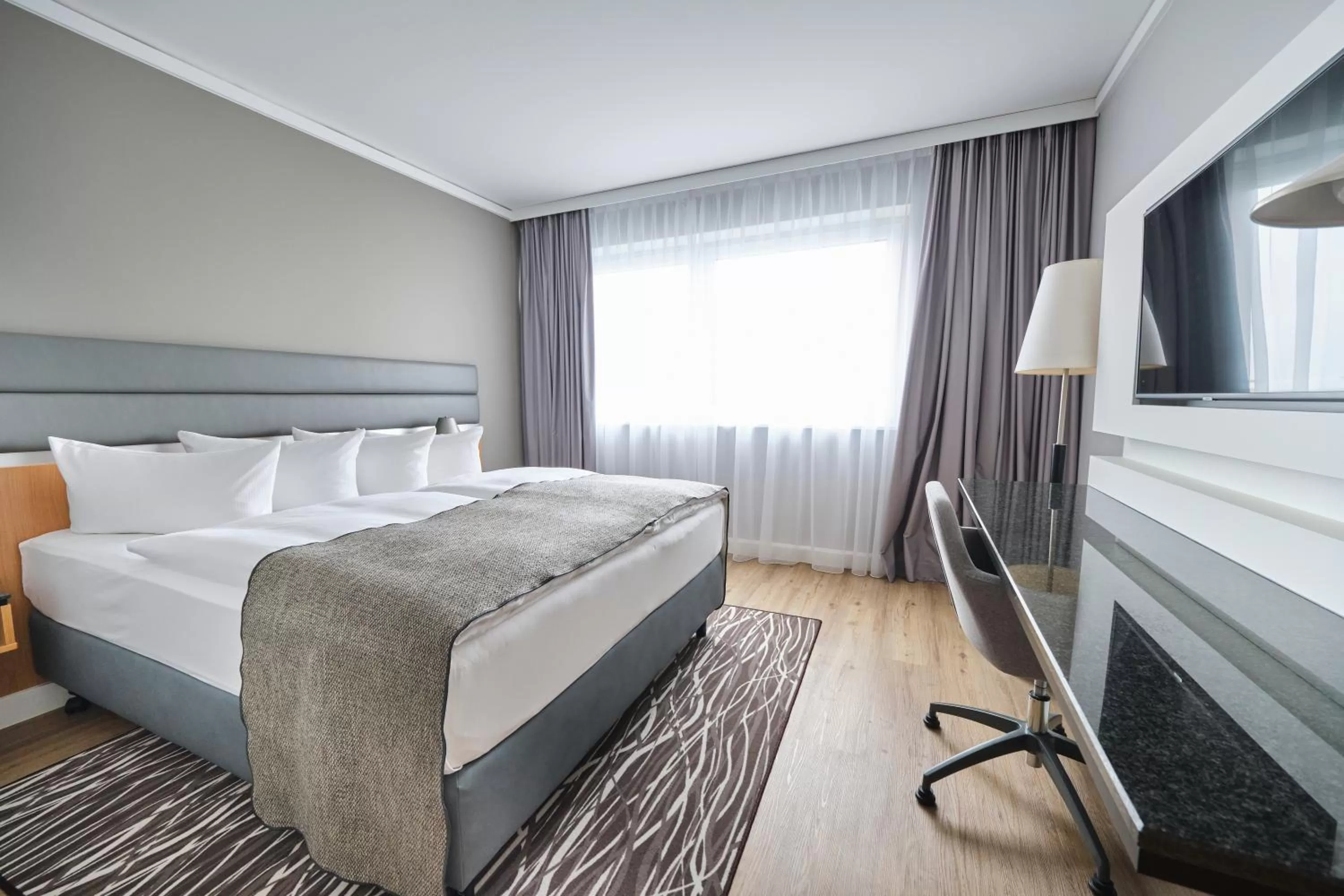 Standard King Room in Holiday Inn Berlin Airport - Conference Centre by IHG