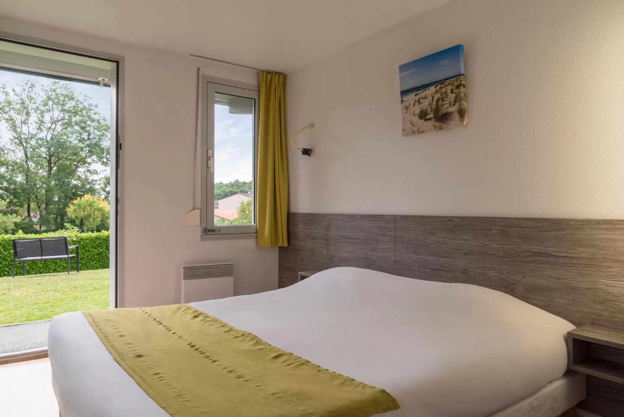 Double Room in Premiere Classe Saintes