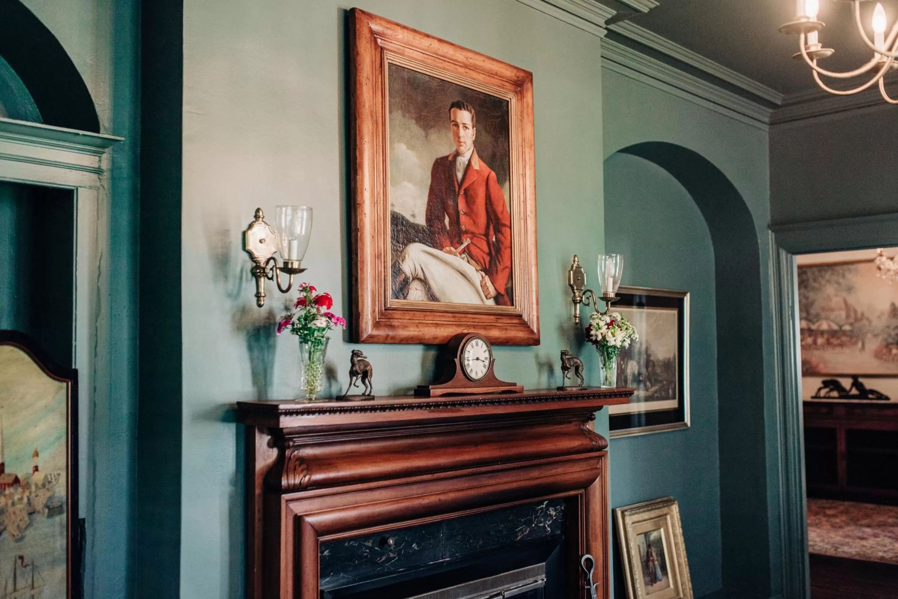 Decorative detail in Benn Conger Inn