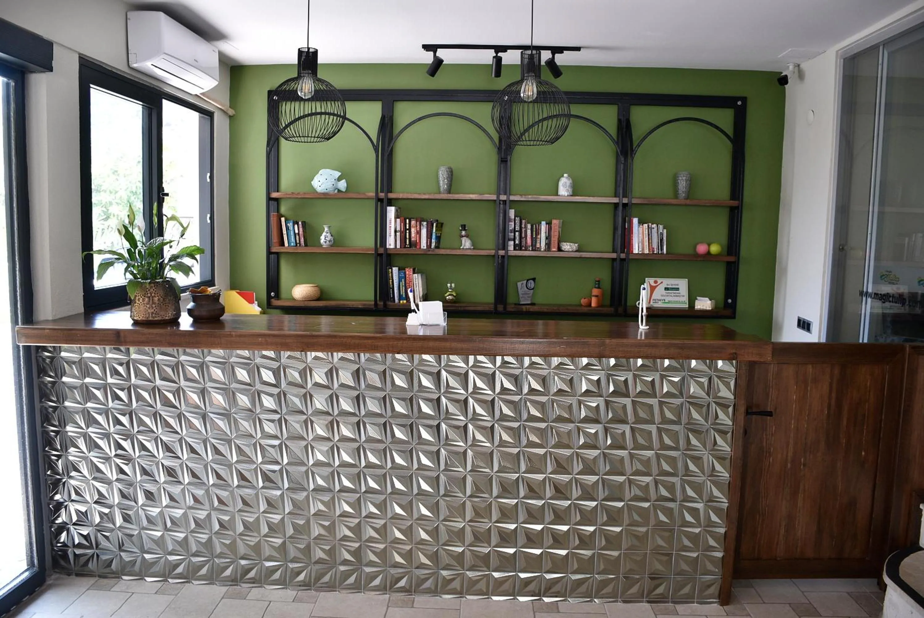 Lobby or reception in Magic Tulip Hotel