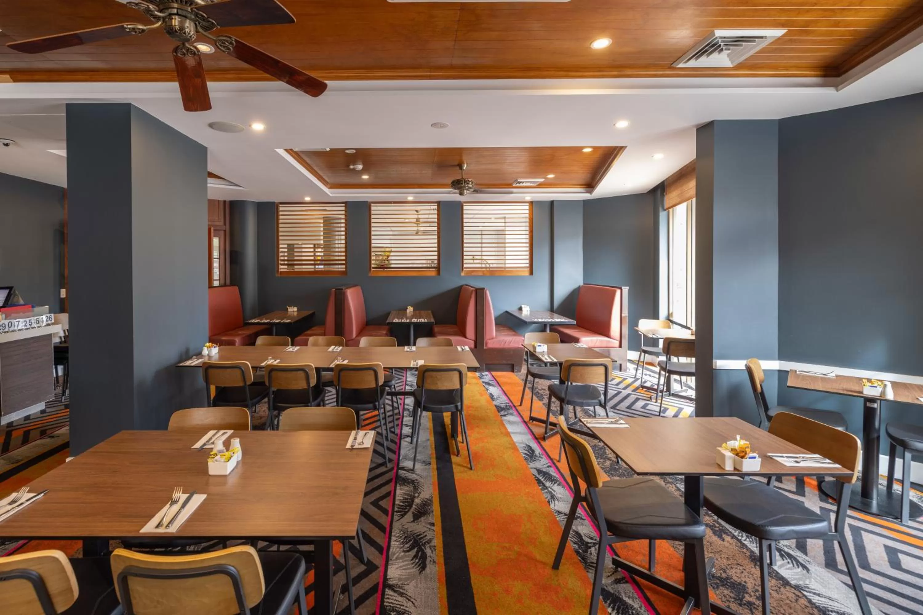 Breakfast in Rydges Southbank Townsville