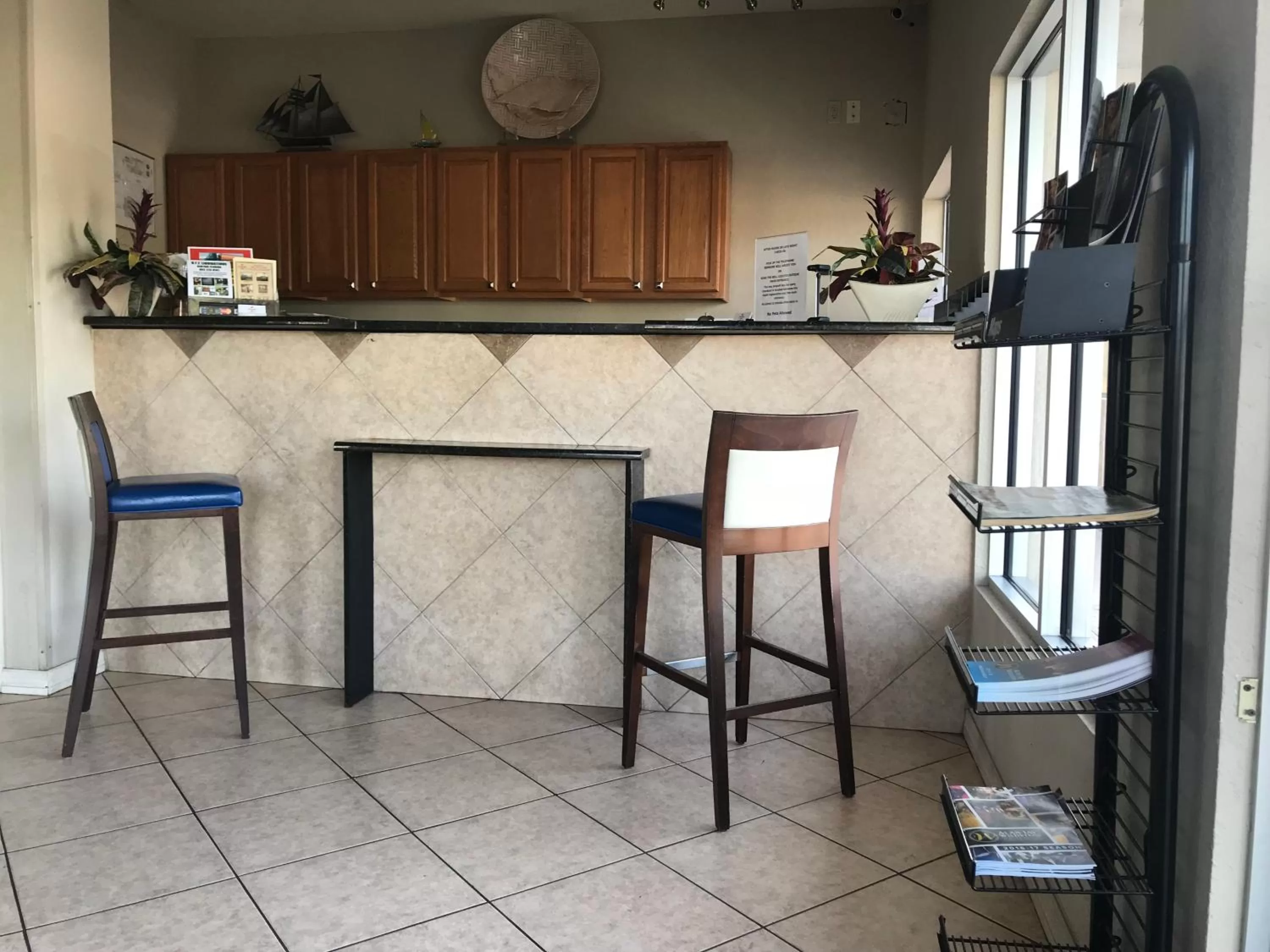 Lobby or reception in Rodeway Inn