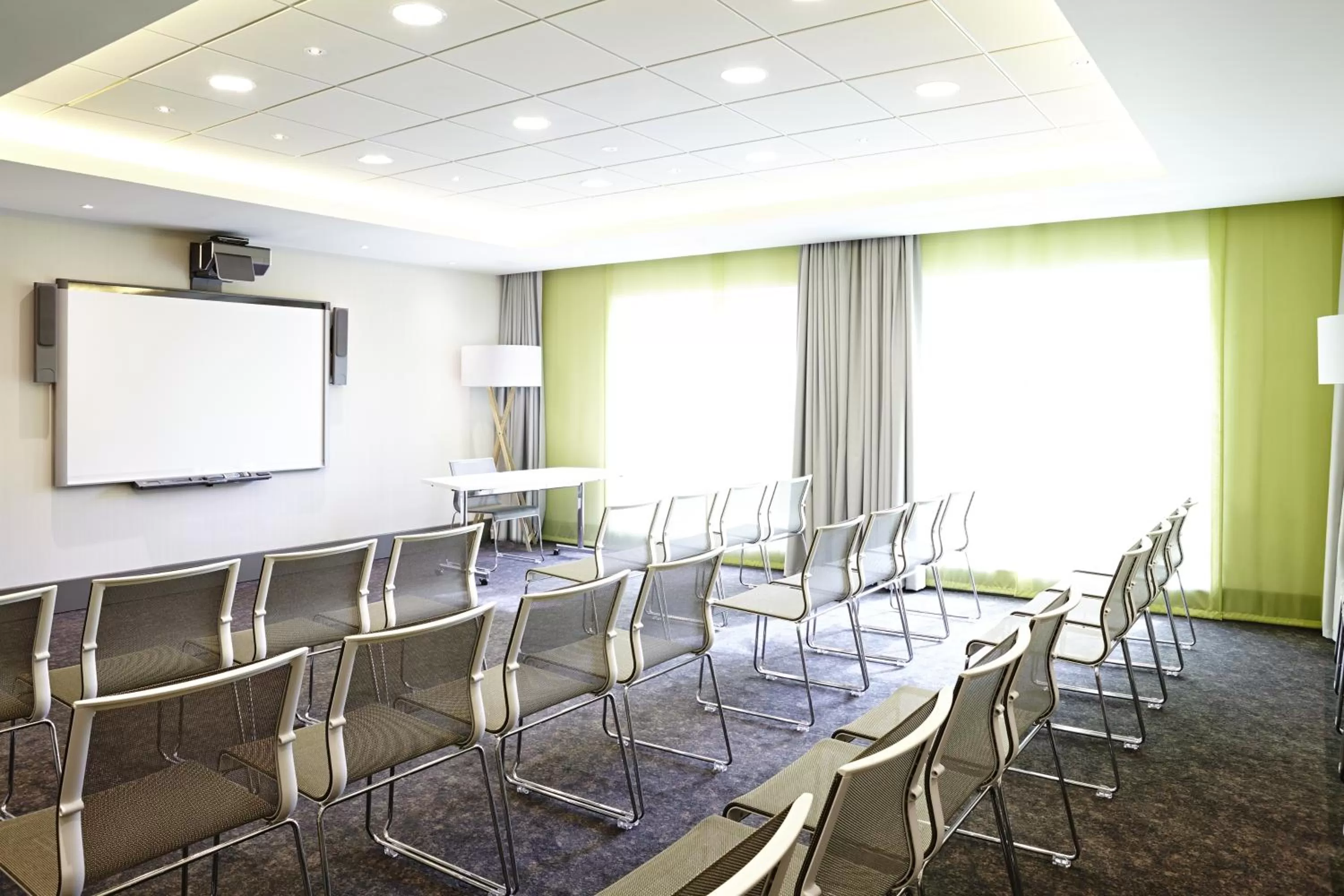 Business facilities in Novotel London Brentford
