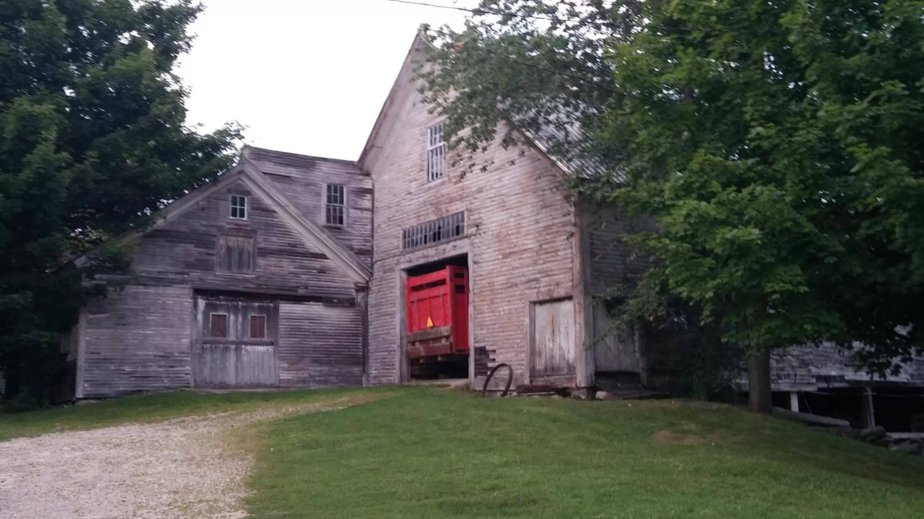 Facade/entrance, Property Building in Benjamin Prescott Inn
