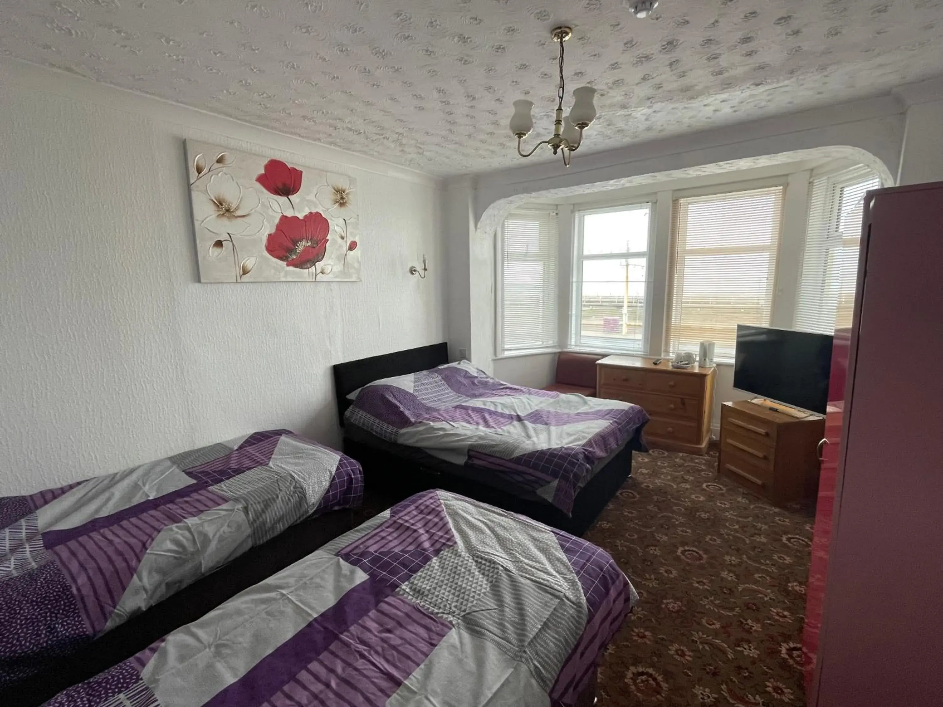 Family Room 2 + 2 in The Roman Hotel Family Room 2 + 2 in The Roman Hotel