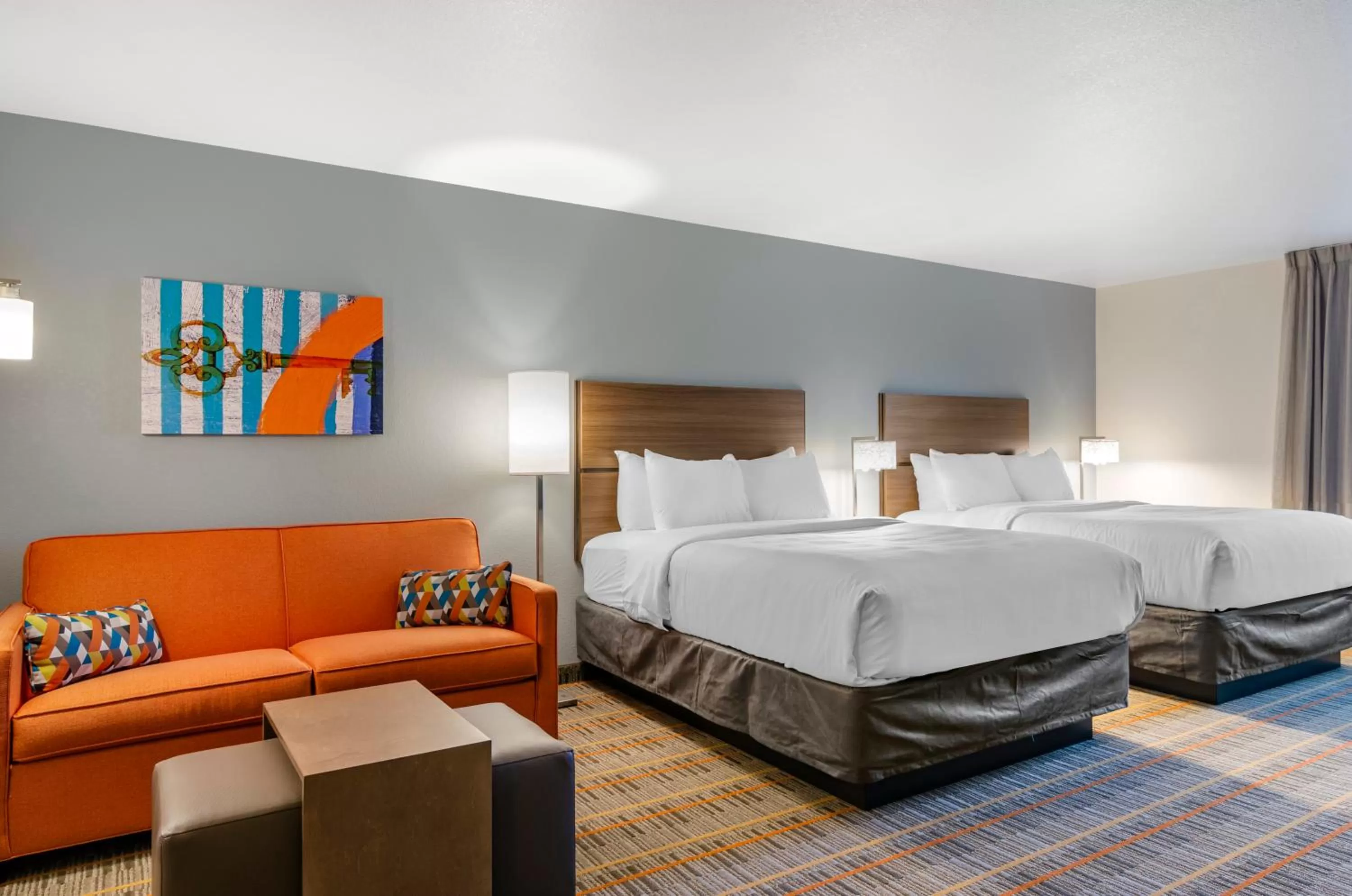 Bed in MainStay Suites Great Falls Airport