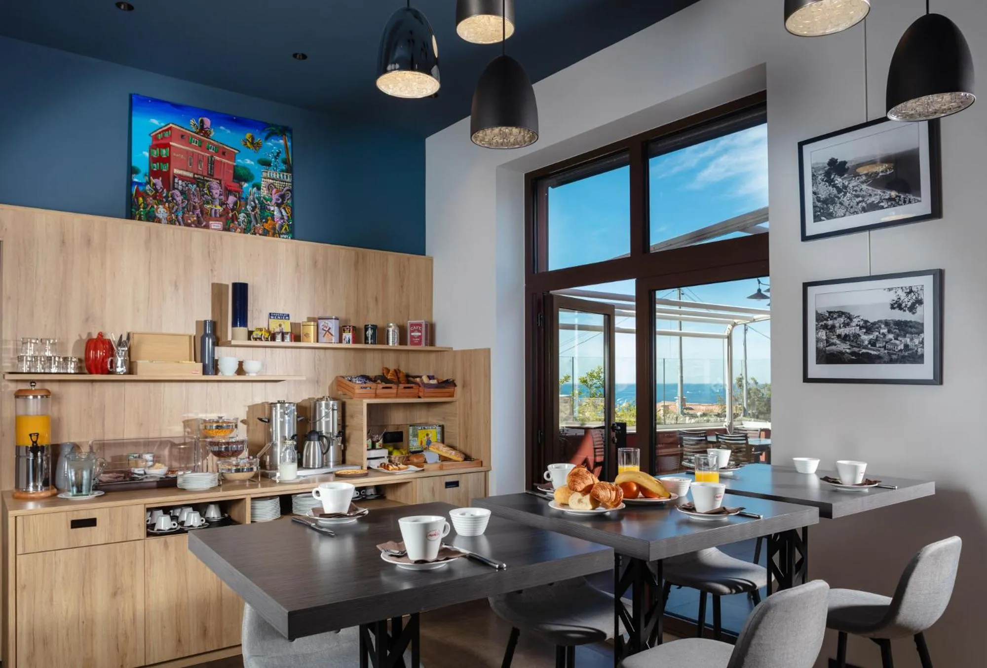 Breakfast in Hotel Miramar